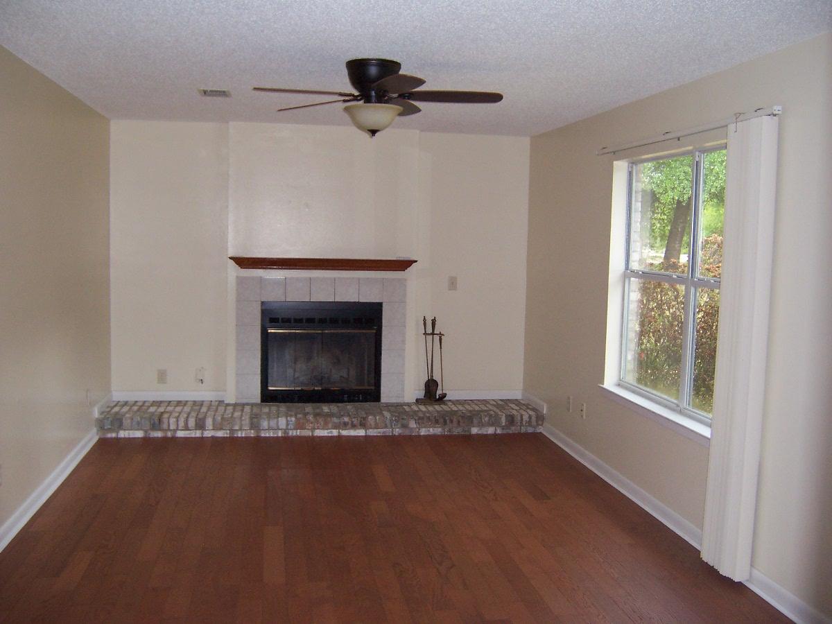 LAKE JUNIPER EST UNIT III - Residential