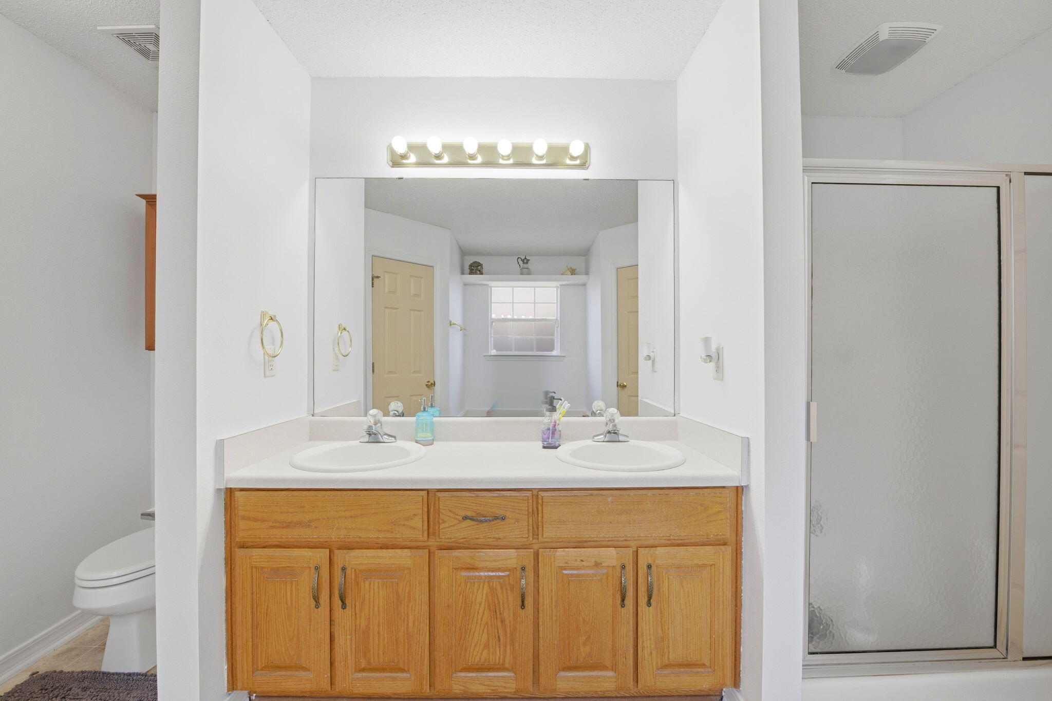 HIDDEN ESTATES - Residential