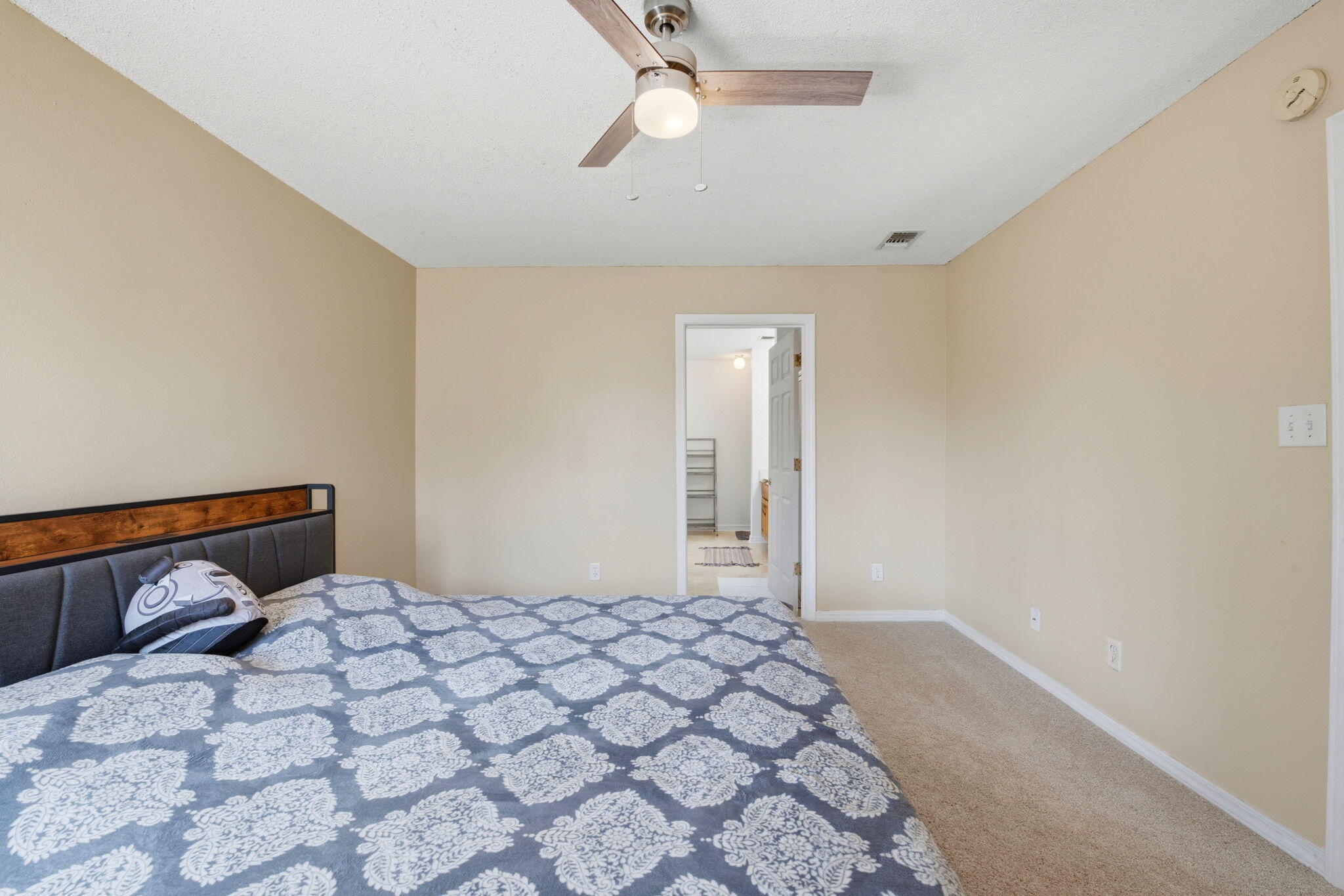 HIDDEN ESTATES - Residential