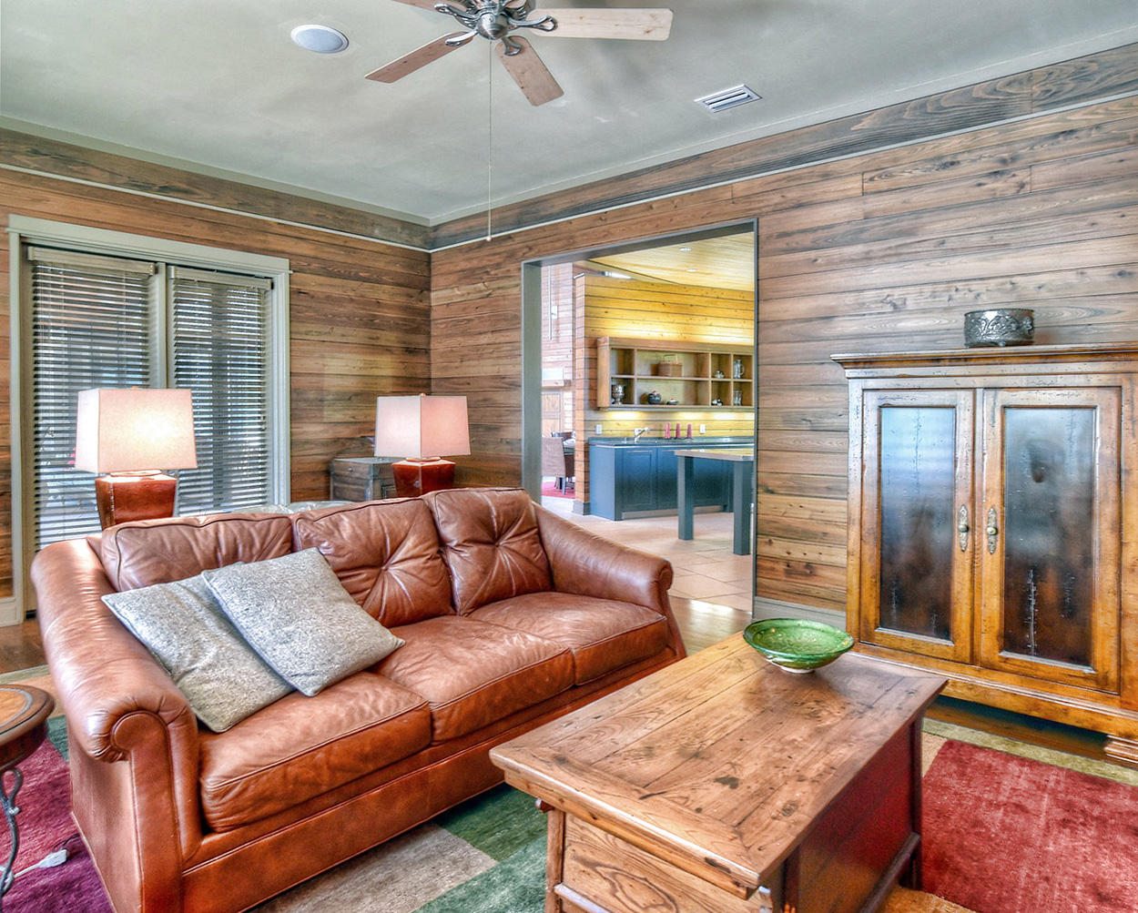 BURNT PINE - Residential