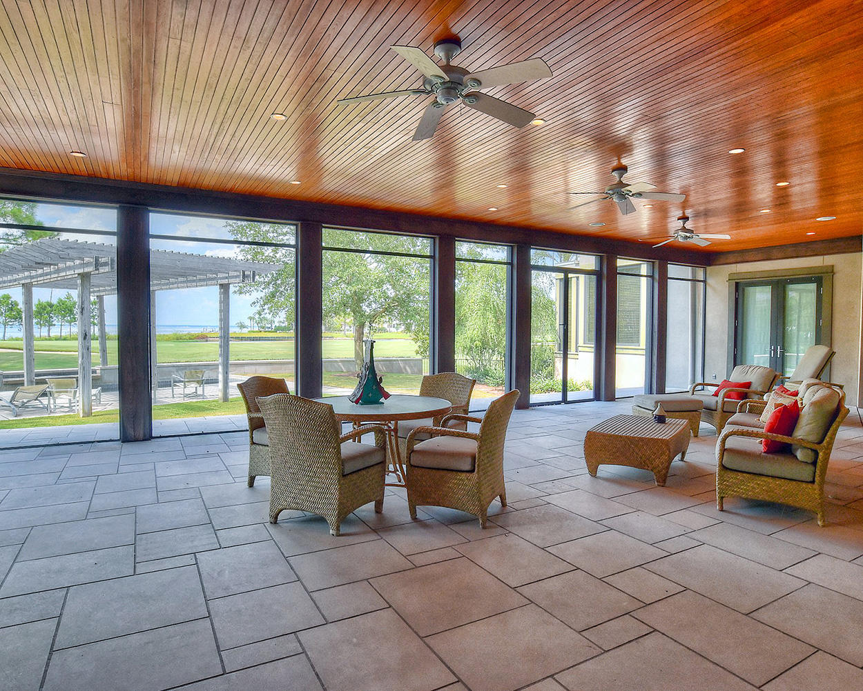 BURNT PINE - Residential