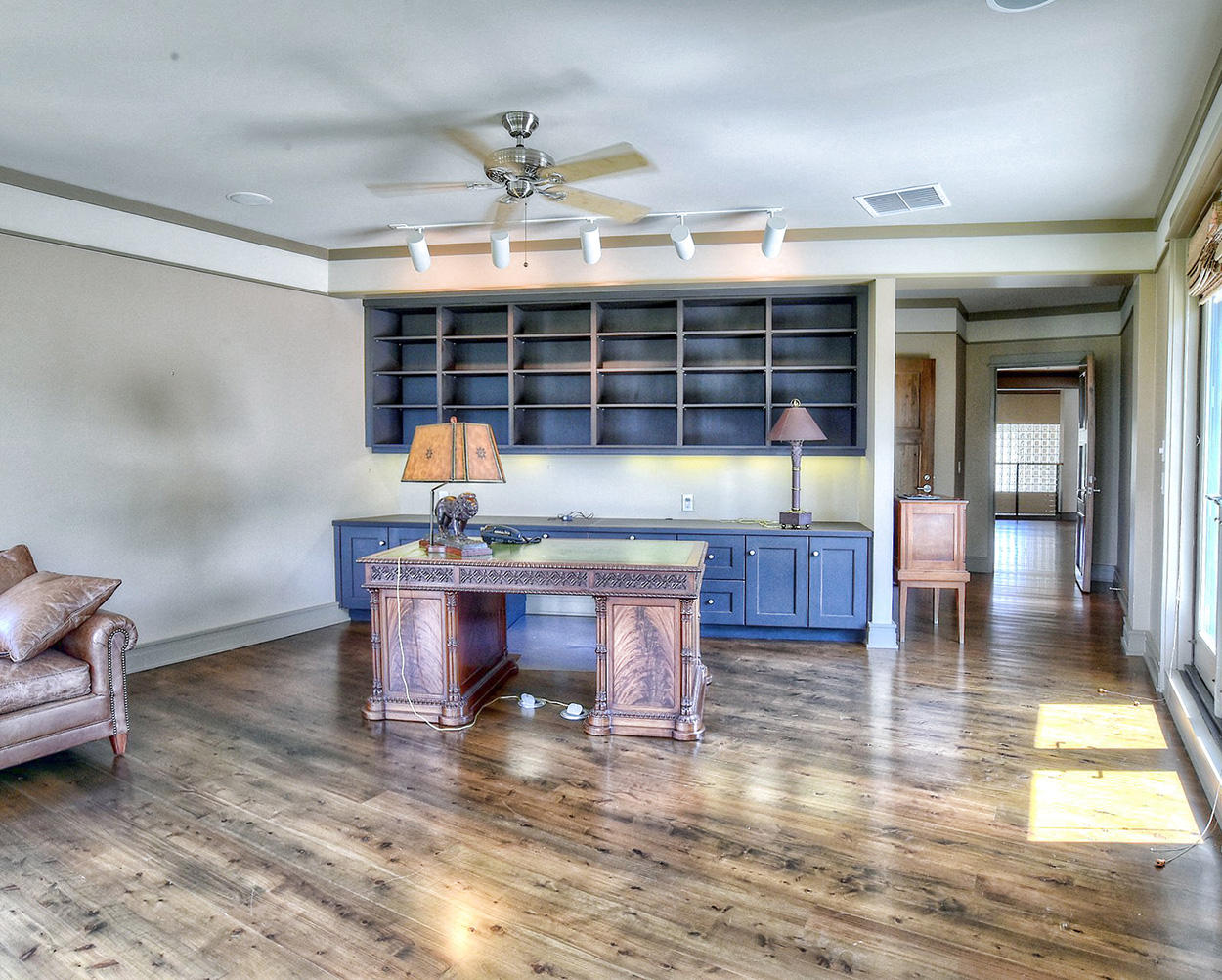 BURNT PINE - Residential