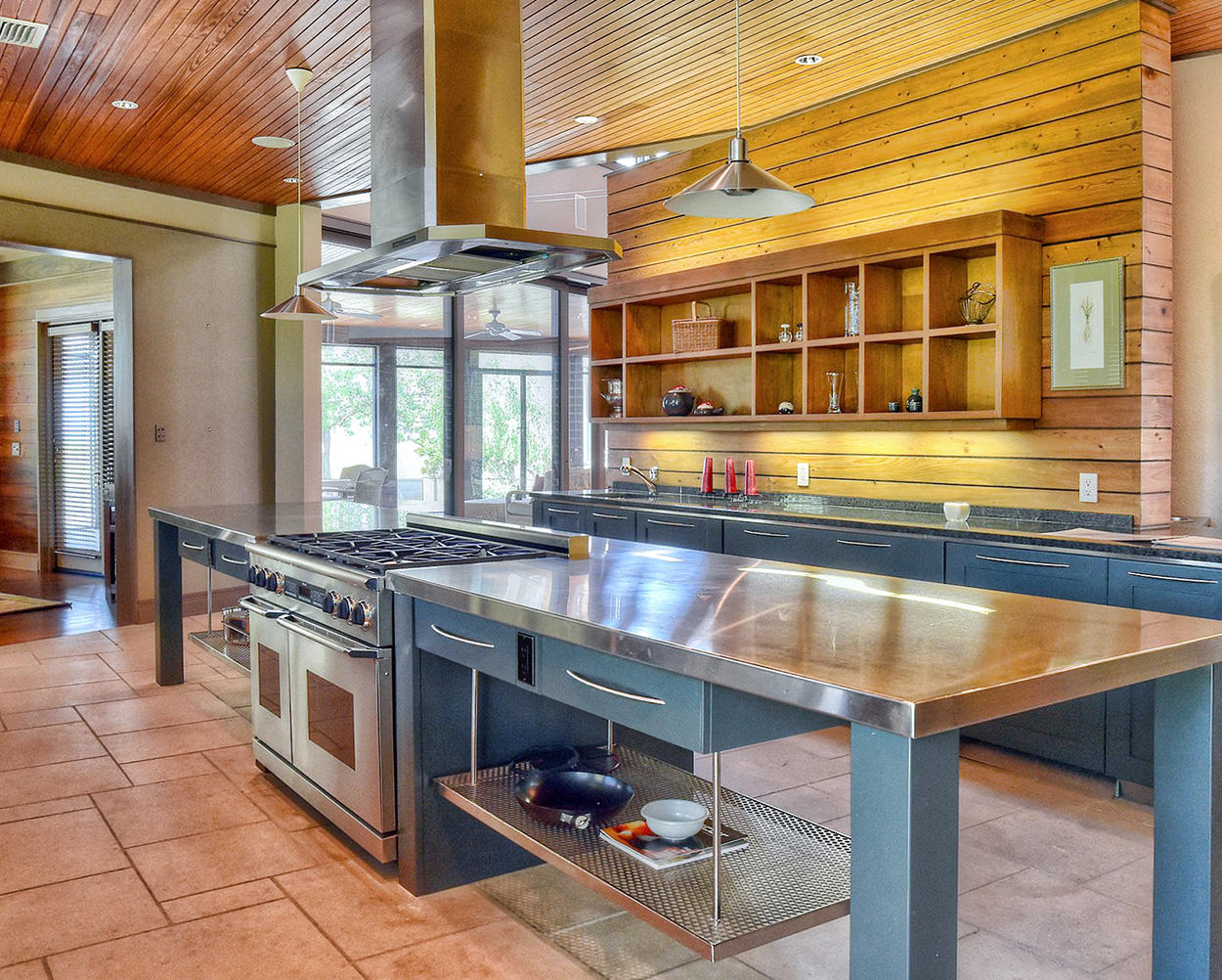 BURNT PINE - Residential