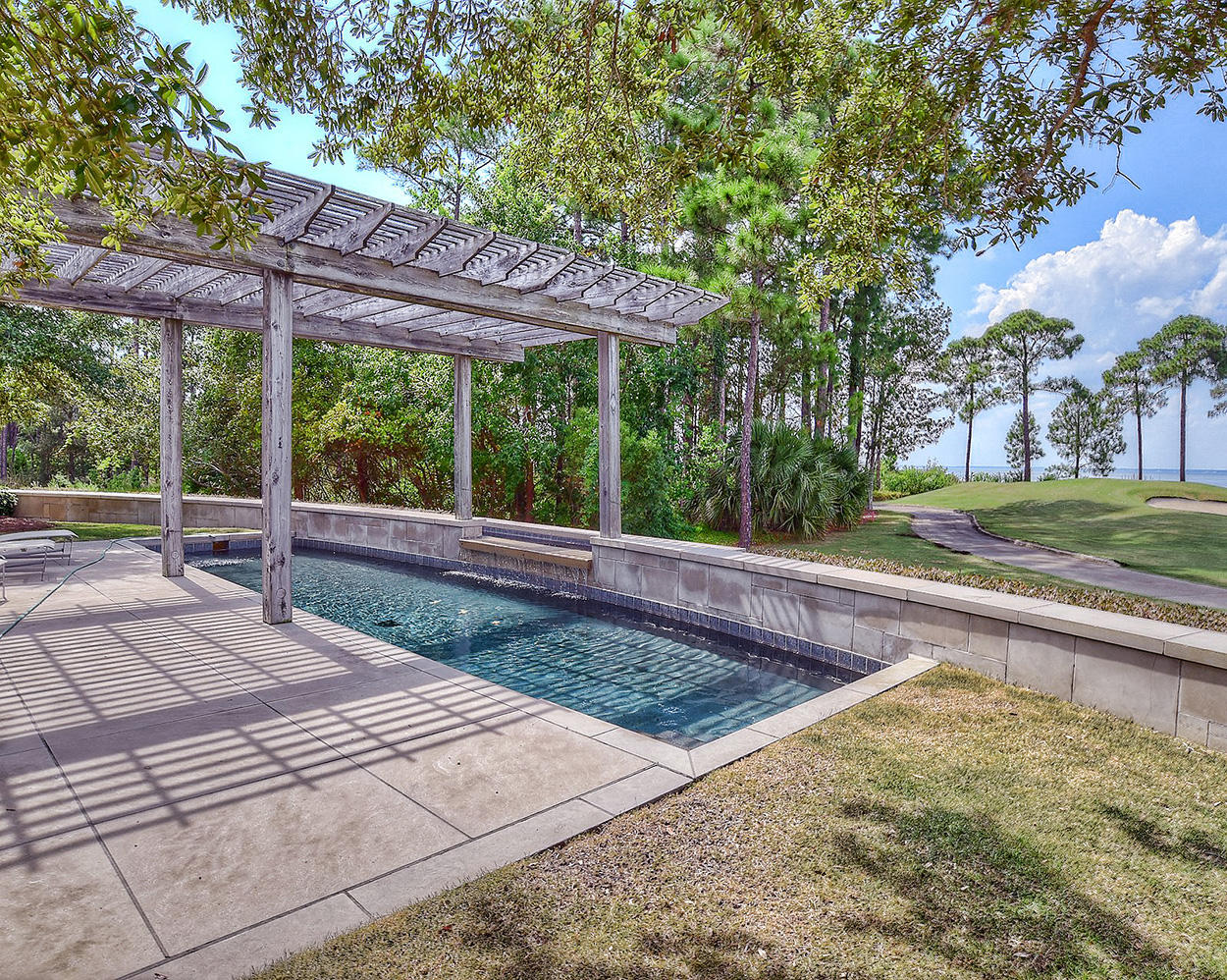 BURNT PINE - Residential