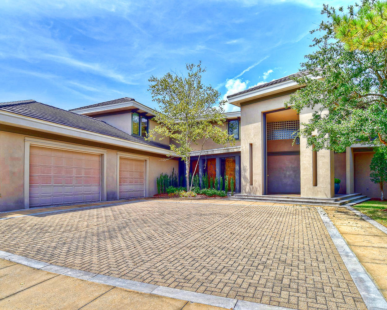 BURNT PINE - Residential