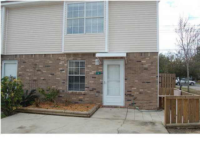 VIKING MANOR PH 1 Lot 1 Blk B - Residential