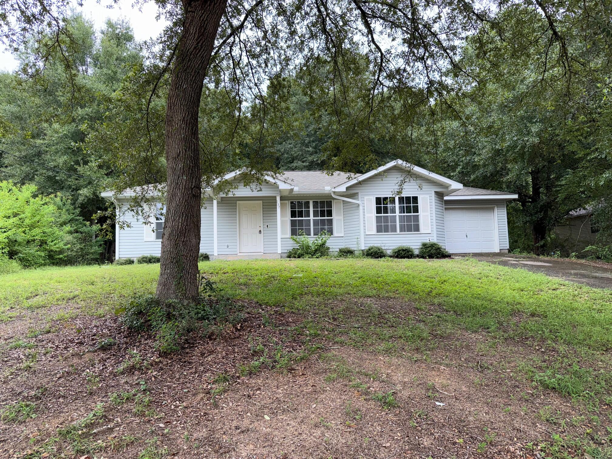 Being sold AS-IS. Property is located in the quieter North end of Crestview. Only a couple miles from both Hwy 90 and Hwy 85. Close proximity to dining, entertainment and grocery stores. Will need some TLC. Buyer to confirm all pertinent information including square footage and lot dimensions.