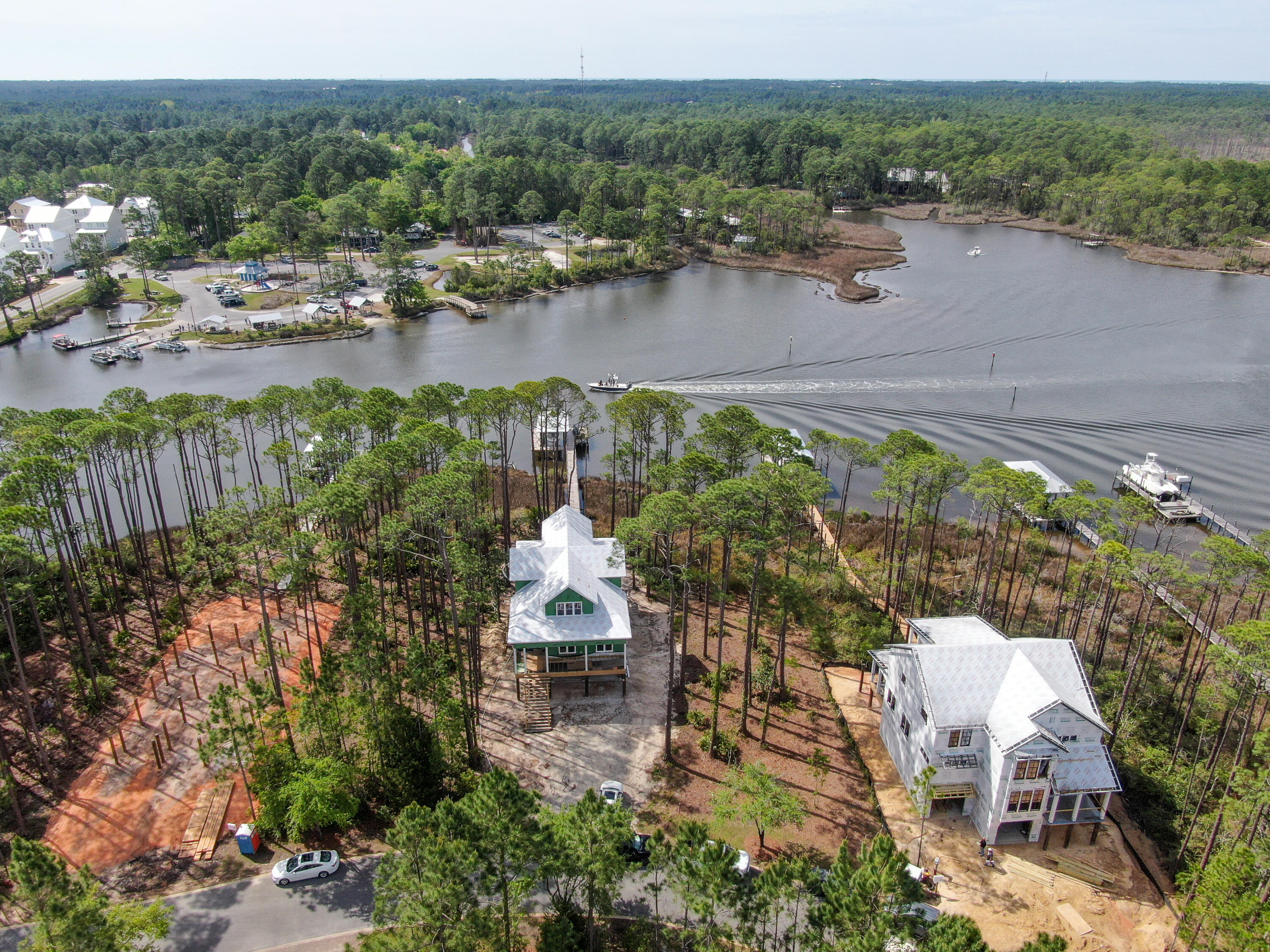CESSNA LANDING - Residential