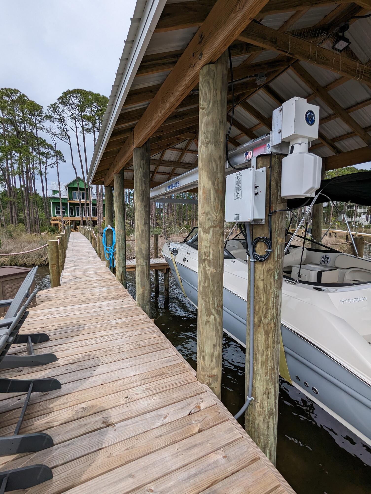 CESSNA LANDING - Residential