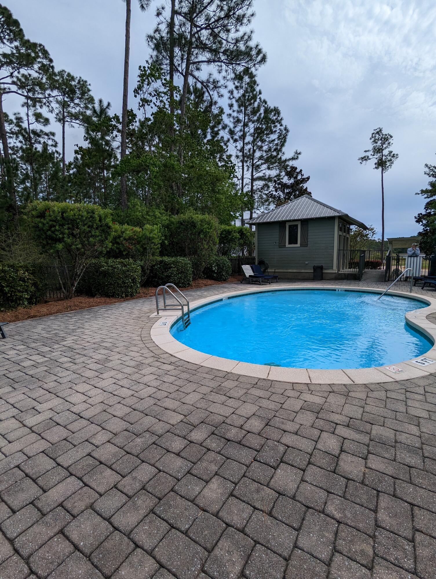 CESSNA LANDING - Residential