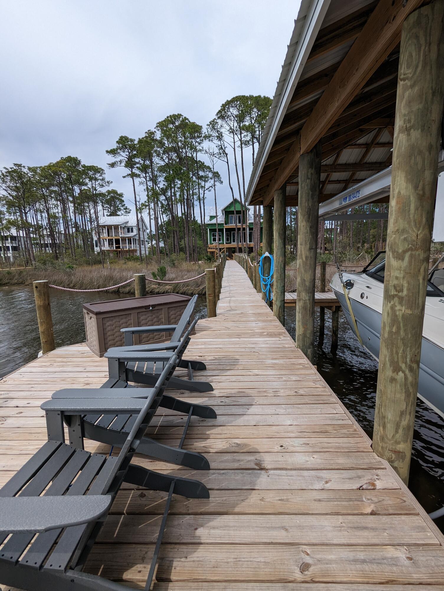 CESSNA LANDING - Residential