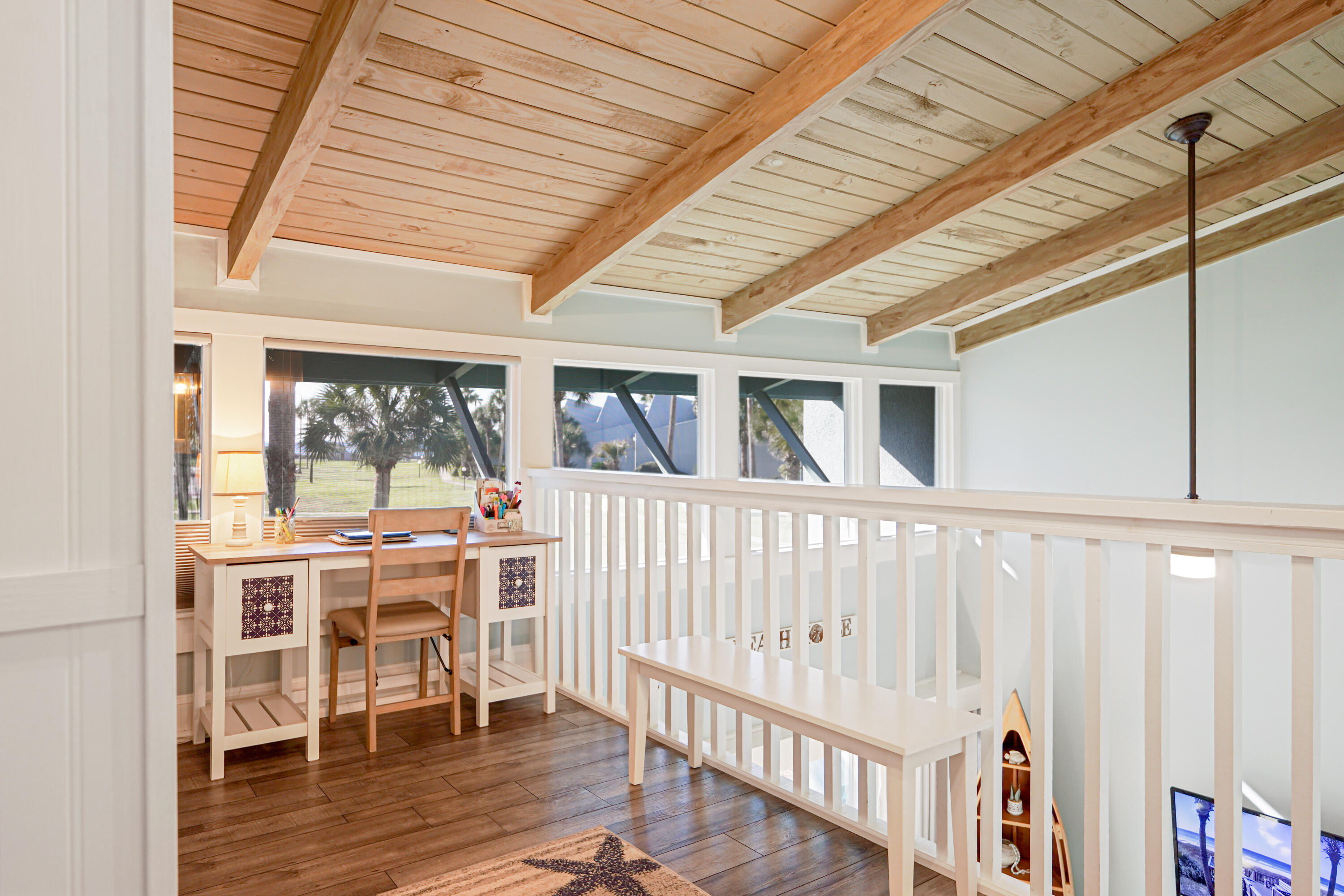 SUNNYSIDE BEACH & TENNIS RESORT - Residential