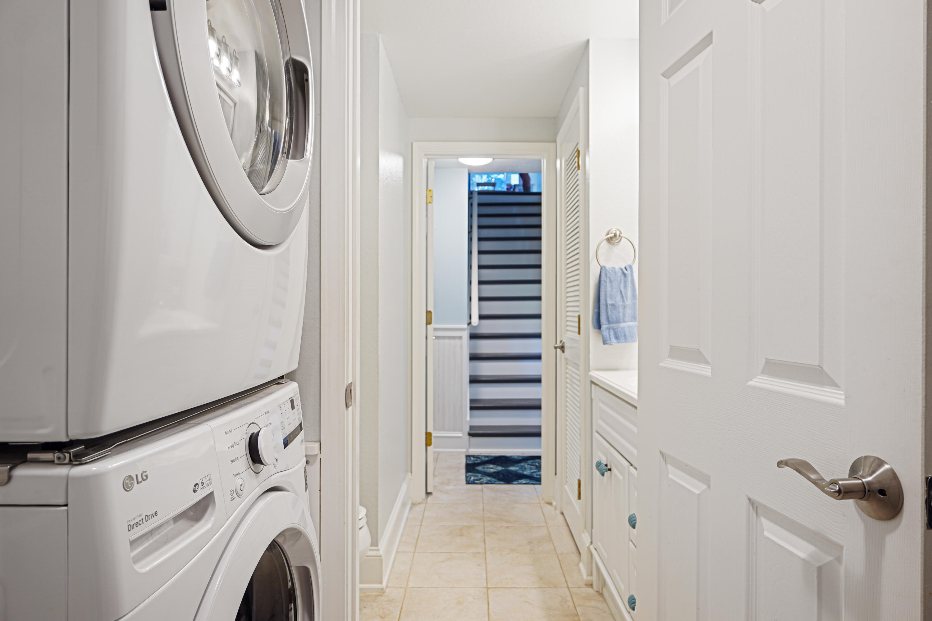 SUNNYSIDE BEACH & TENNIS RESORT - Residential