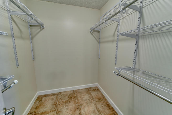 RIVIERA BEACH - Residential