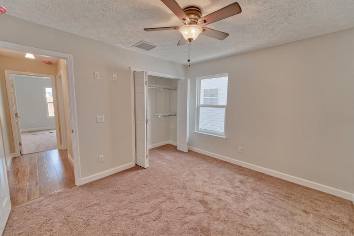 RIVIERA BEACH - Residential