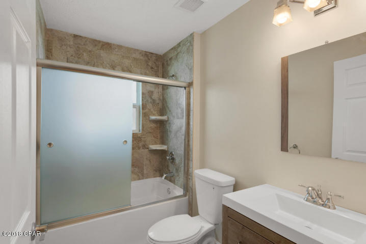 RIVIERA BEACH - Residential