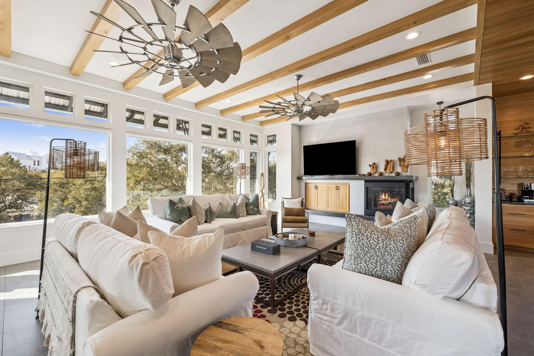 BEACH HIGHLANDS - Residential