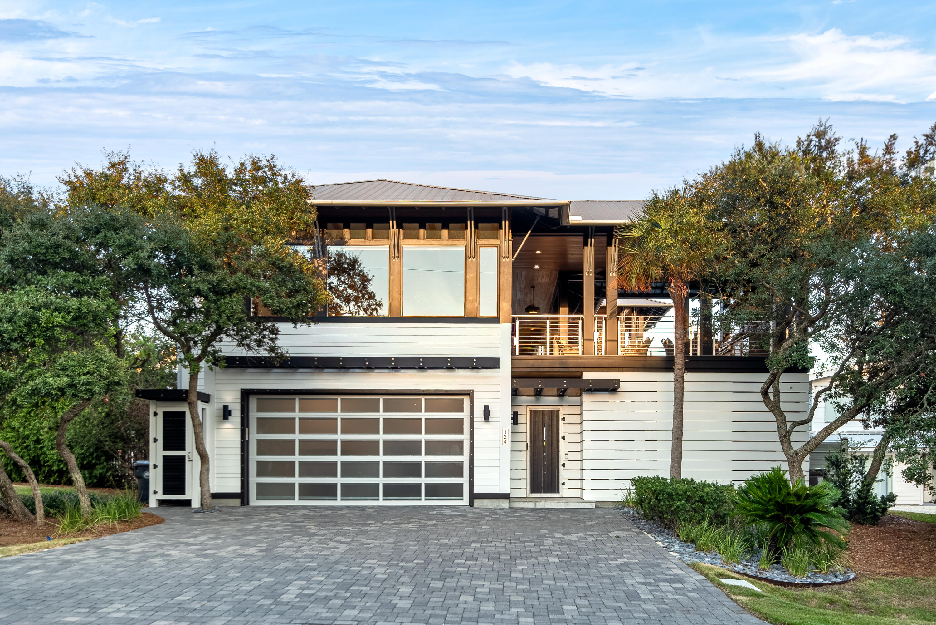 BEACH HIGHLANDS - Residential