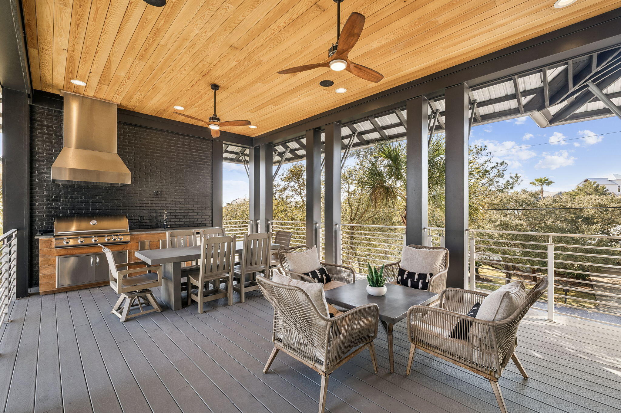 BEACH HIGHLANDS - Residential