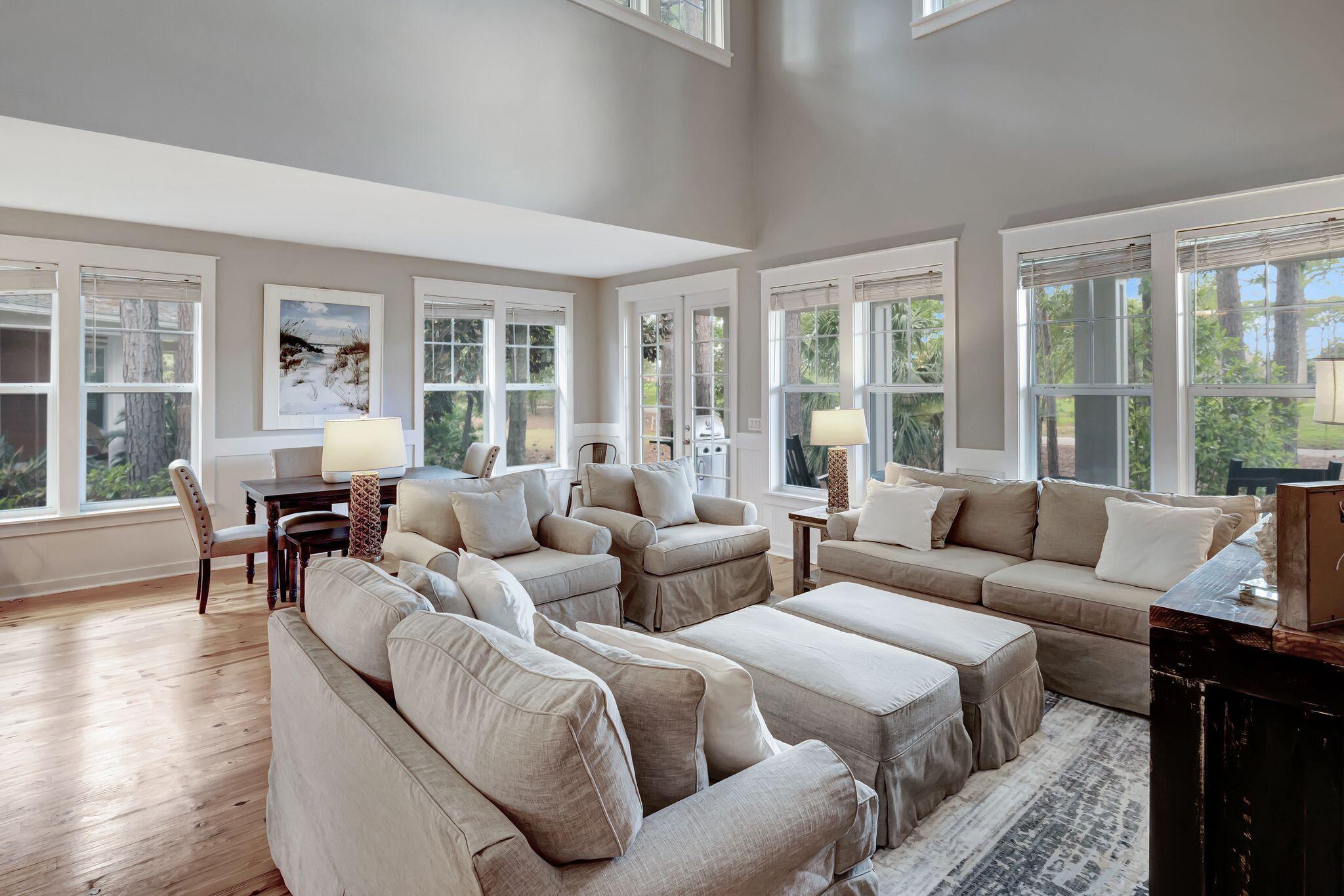 LAUREL GROVE - Residential