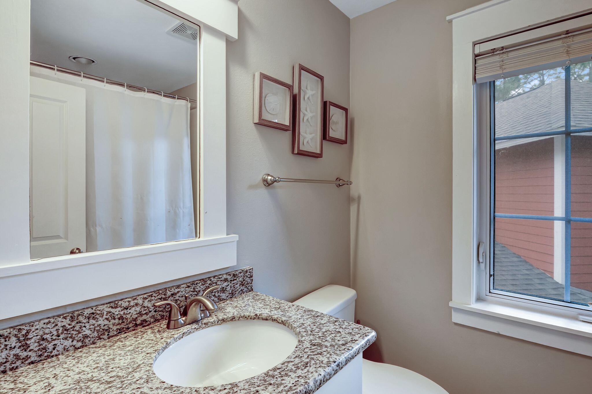LAUREL GROVE - Residential