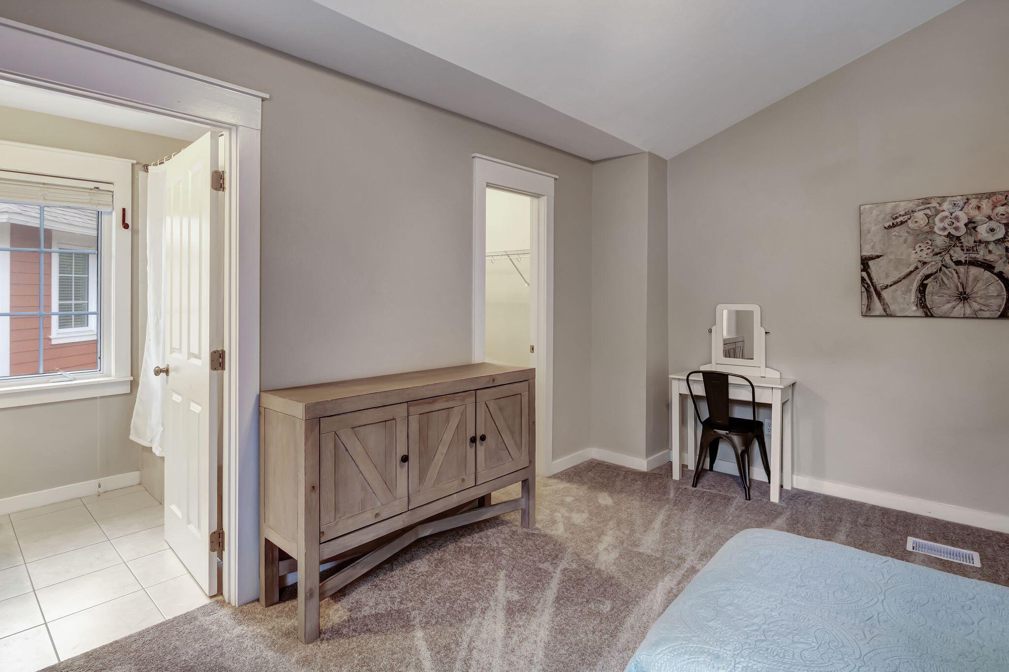 LAUREL GROVE - Residential