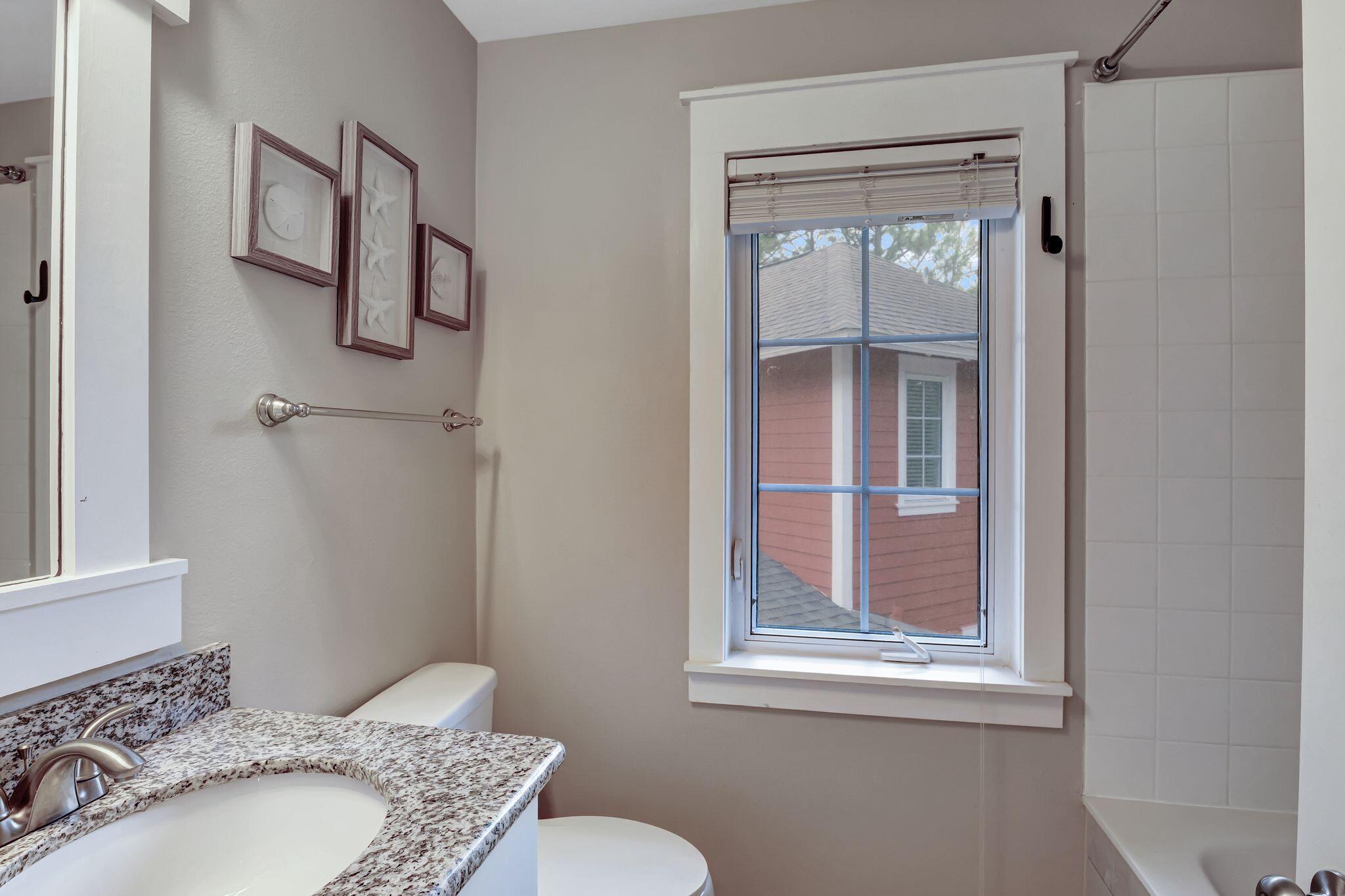 LAUREL GROVE - Residential