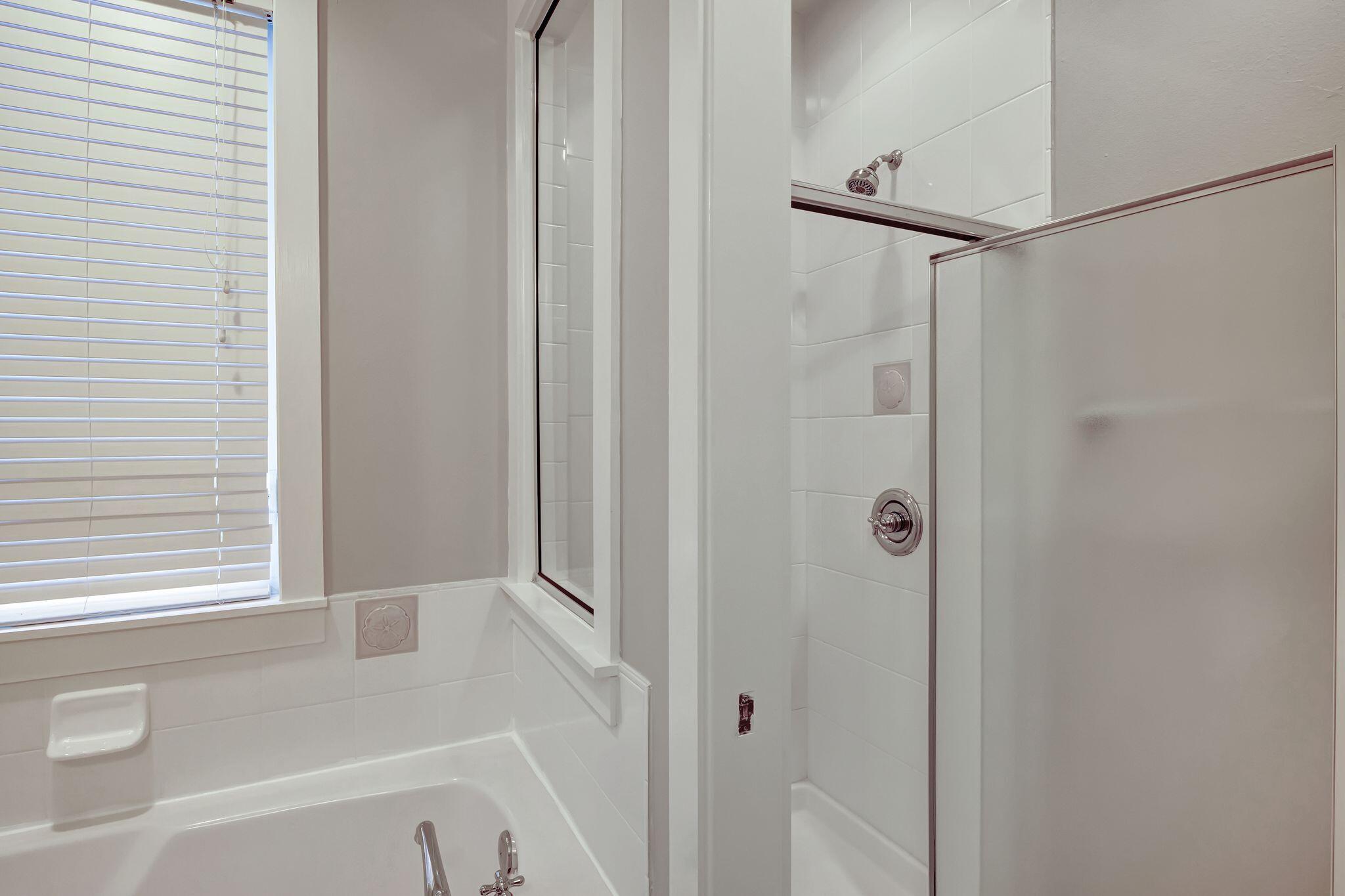 LAUREL GROVE - Residential