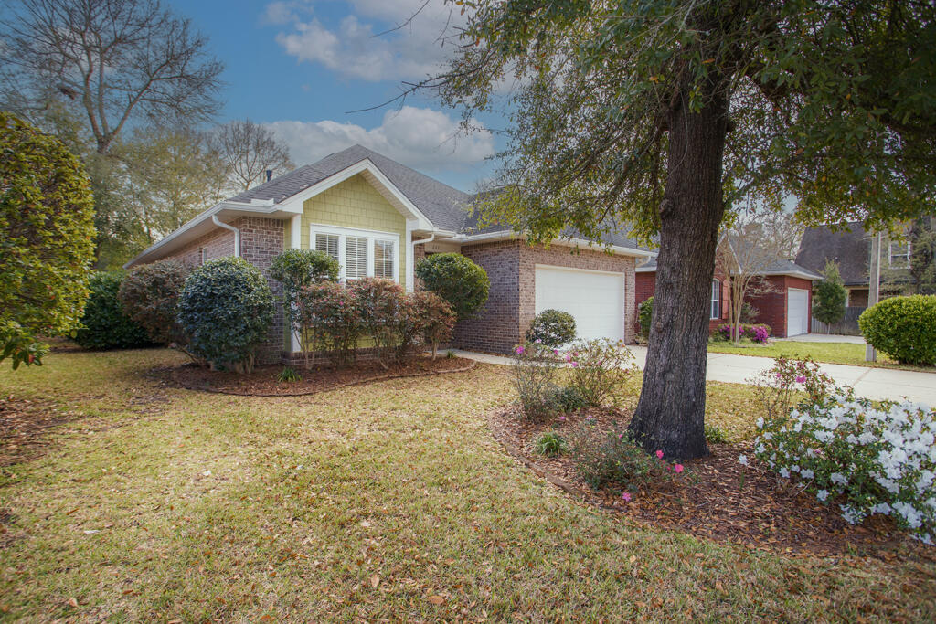 ARROWHEAD - Residential