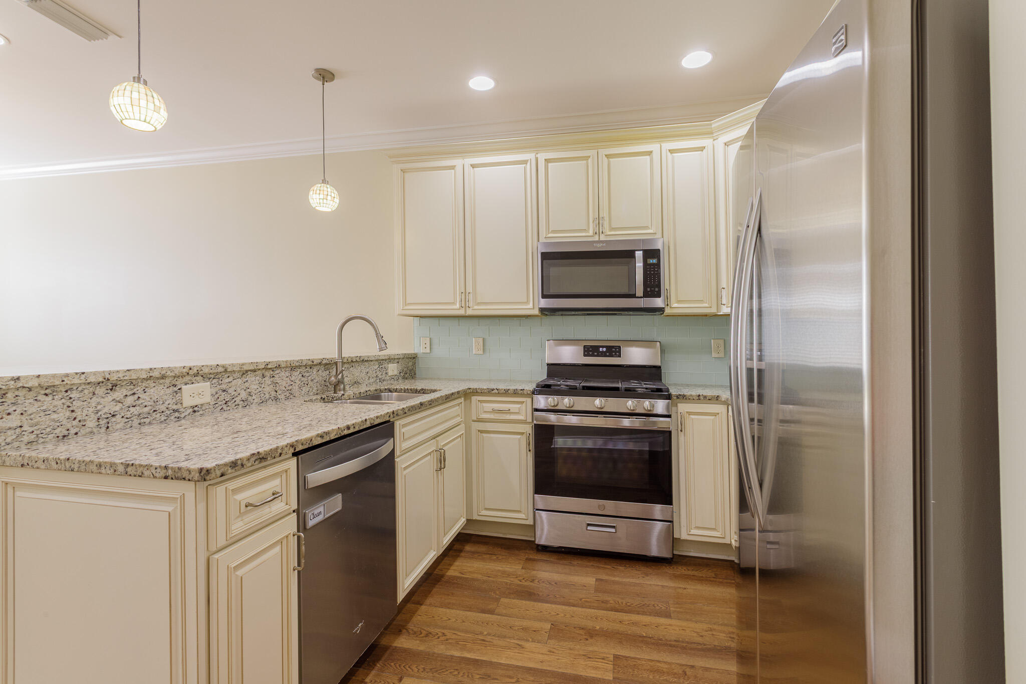 ARROWHEAD - Residential