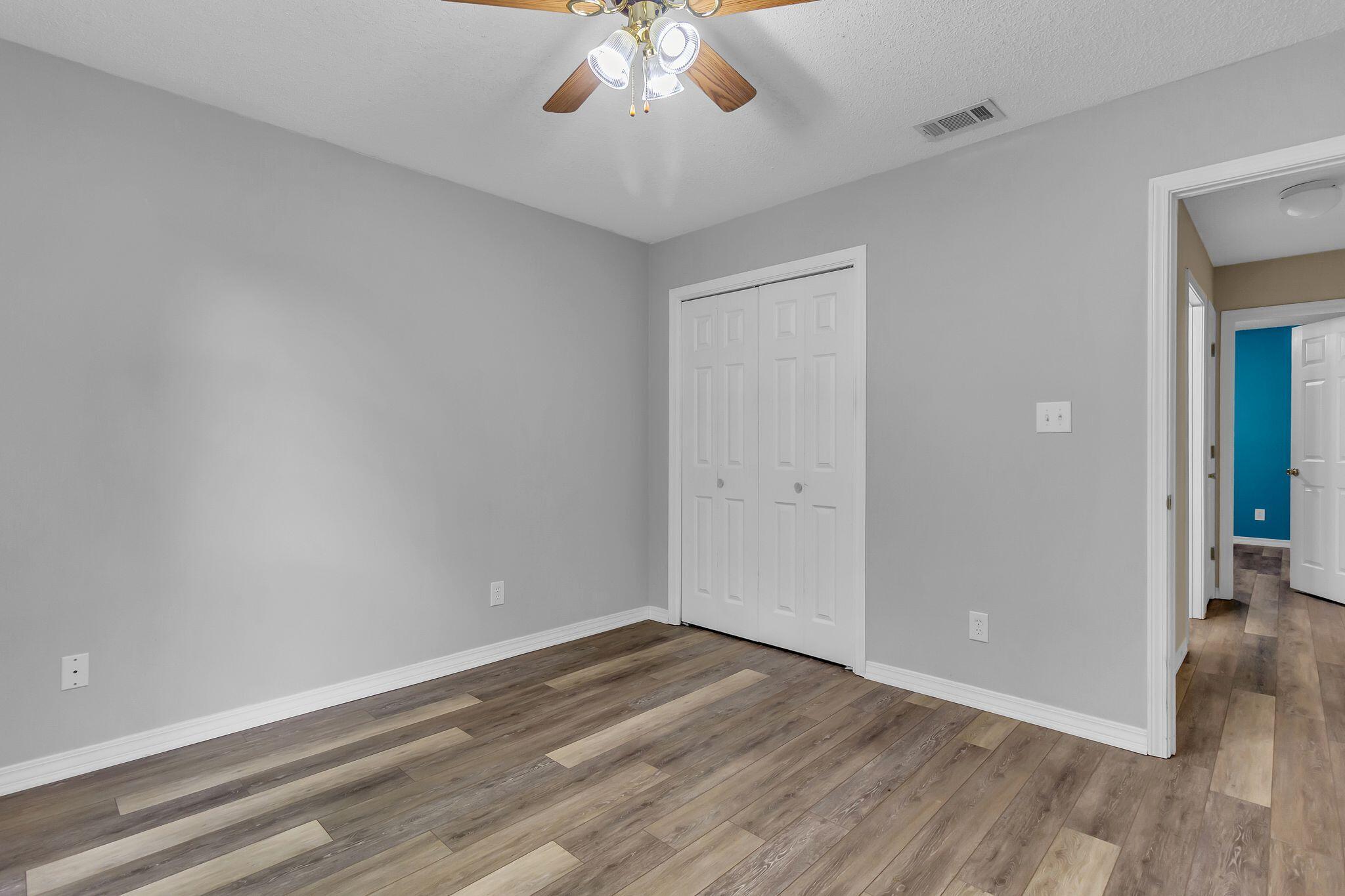 ROLLING HILLS ESTATES - Residential Lease