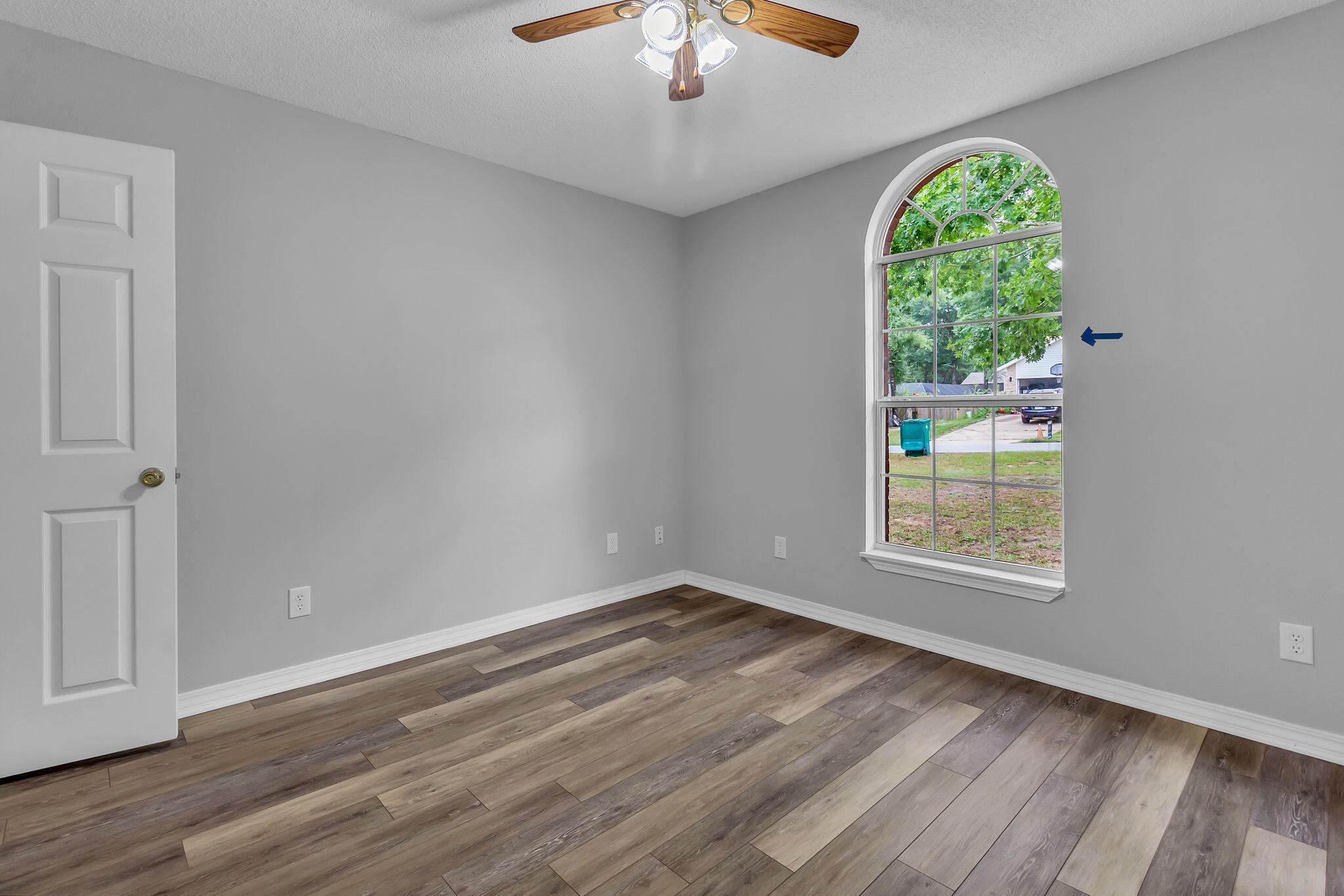 ROLLING HILLS ESTATES - Residential Lease