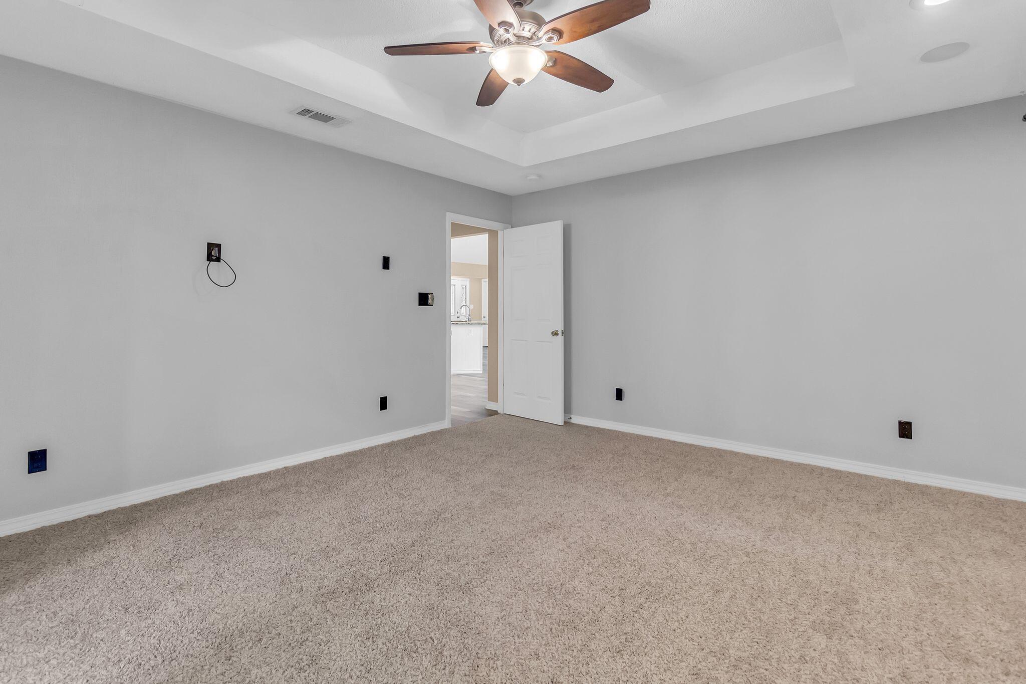 ROLLING HILLS ESTATES - Residential Lease