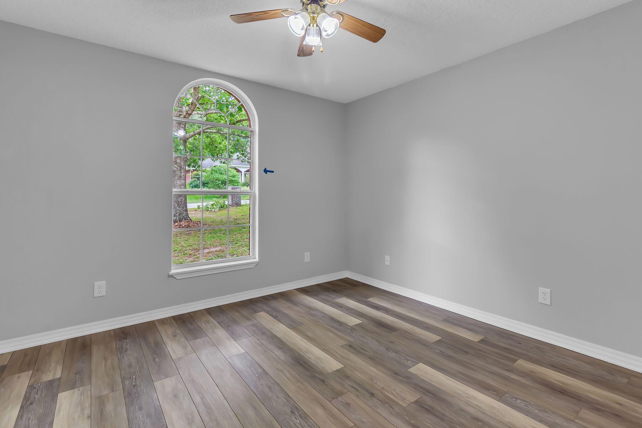 ROLLING HILLS ESTATES - Residential Lease