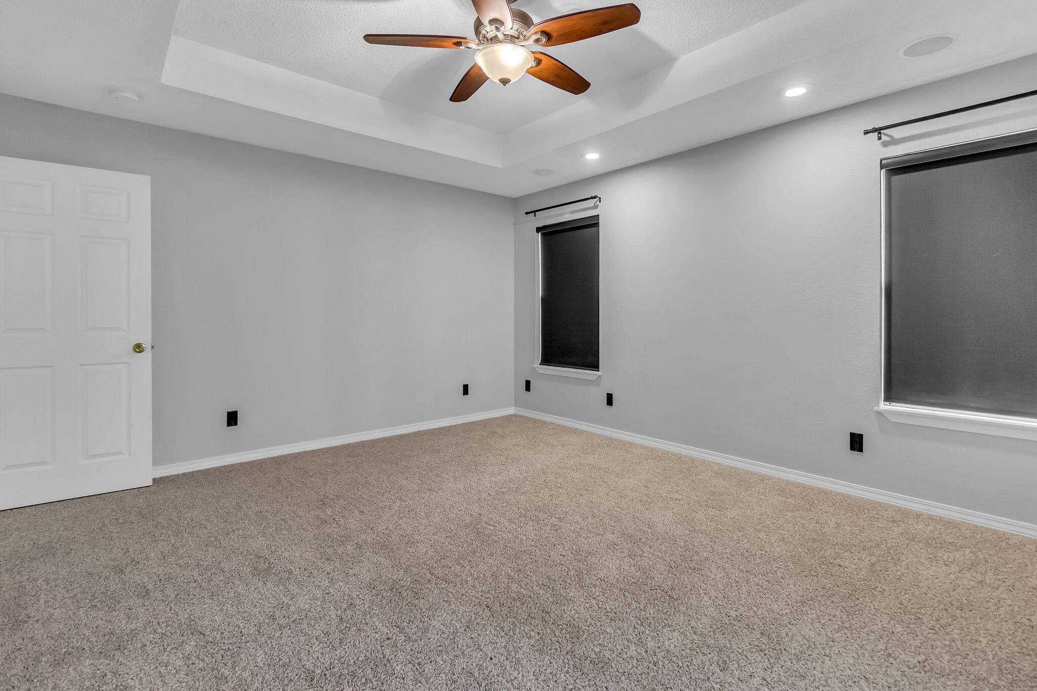 ROLLING HILLS ESTATES - Residential Lease
