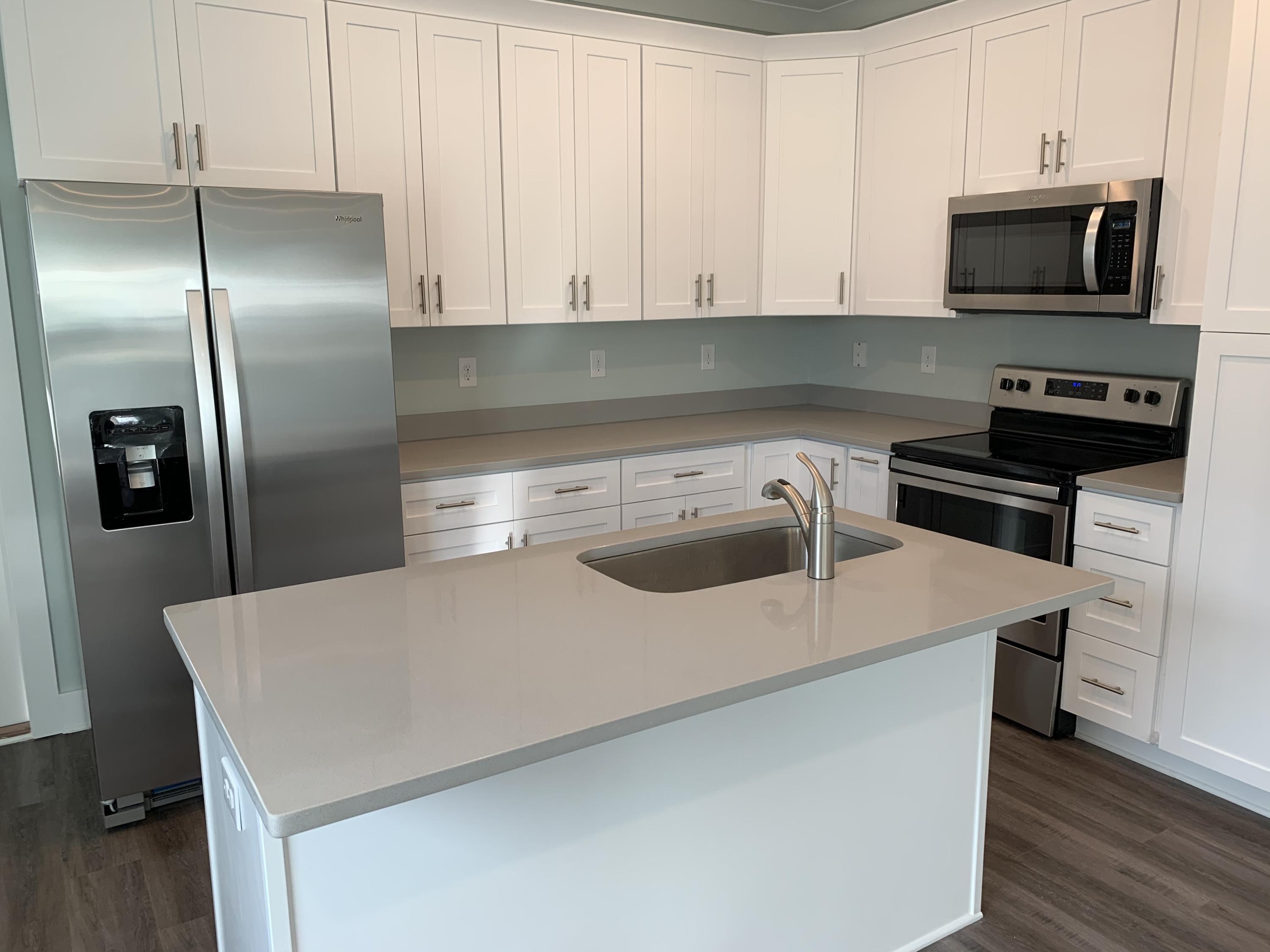 VERANDAS AT FREEPORT - Residential Lease