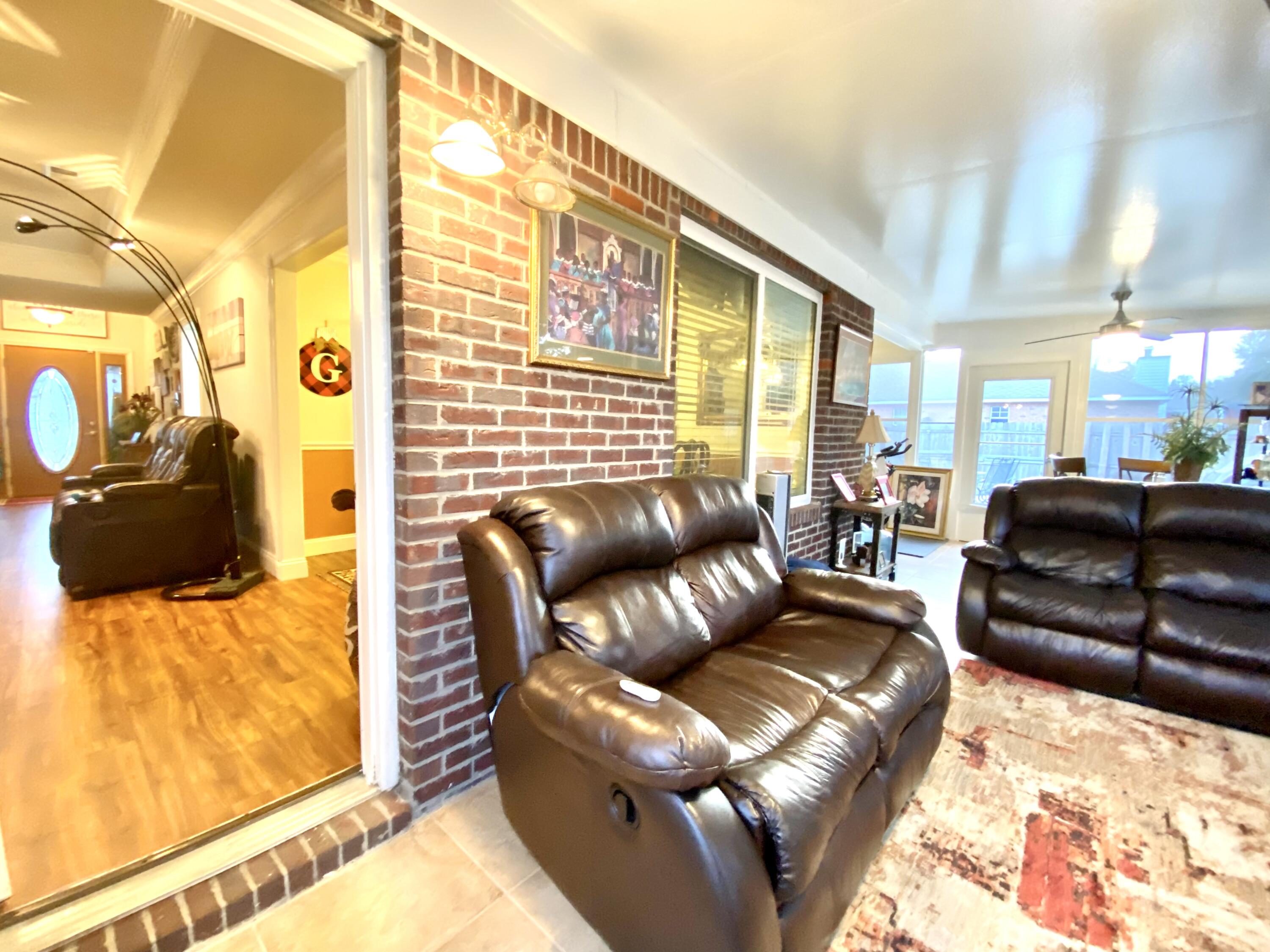 COUNTRYVIEW ESTATES 4TH ADDN PH 3 - Residential