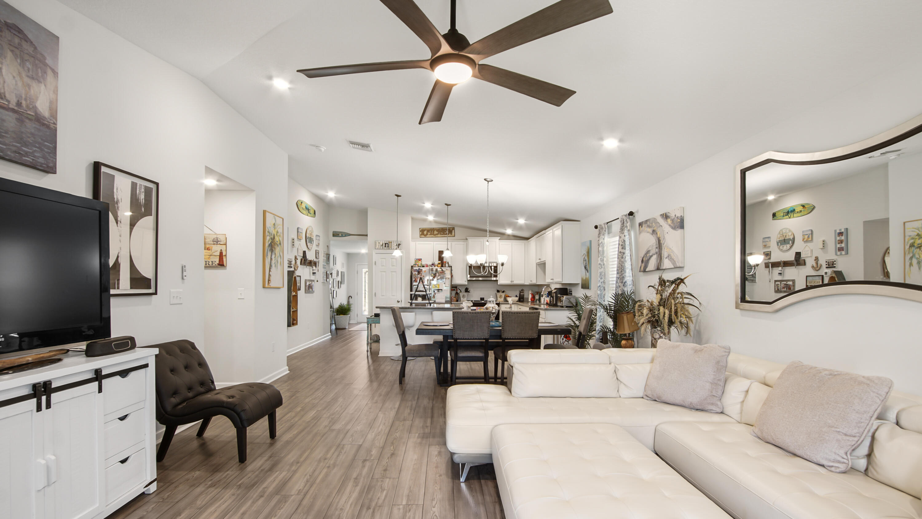 RIVERWALK PH I - Residential