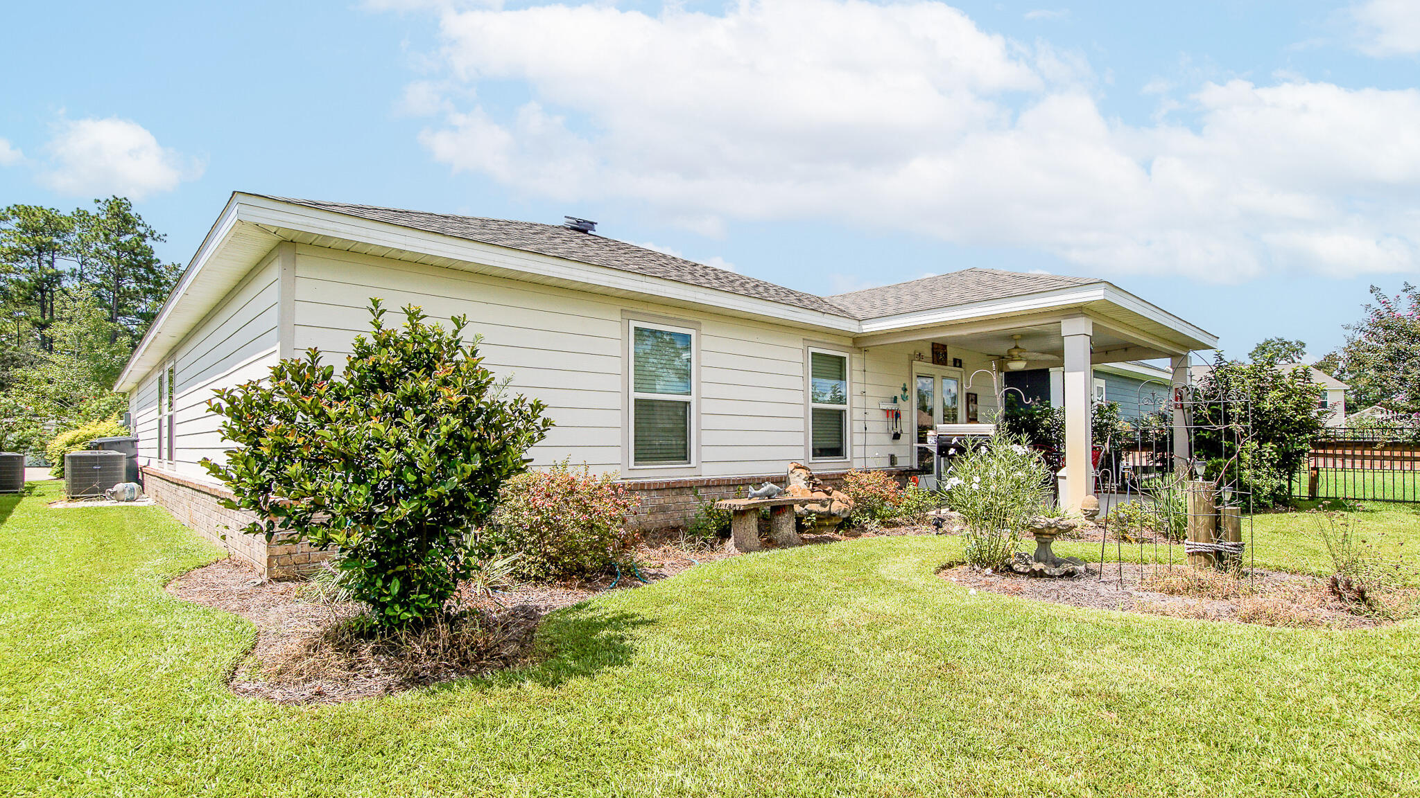 RIVERWALK PH I - Residential