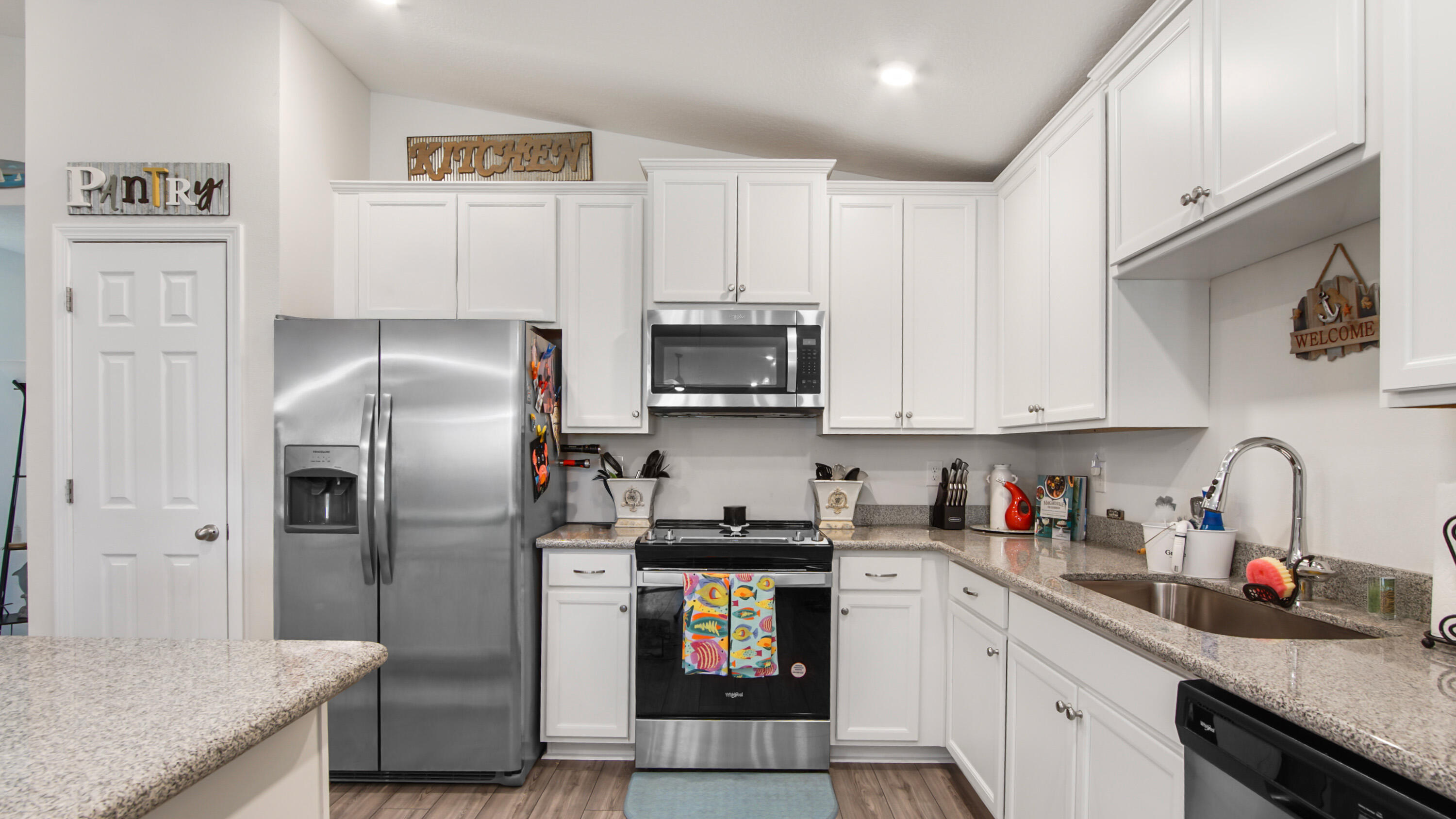 RIVERWALK PH I - Residential