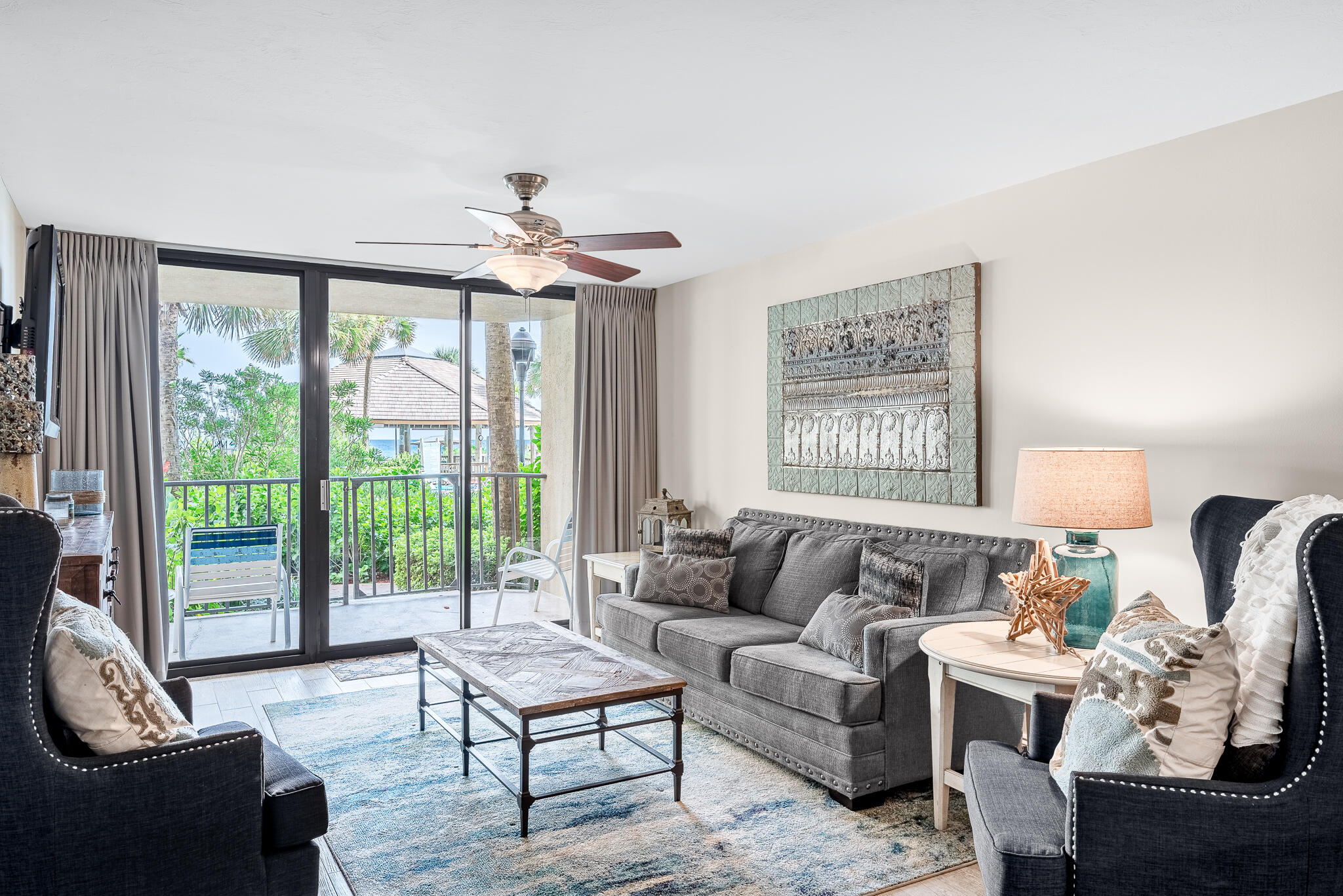 Summerhouse Condo - Residential