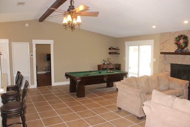 PINEDALE 1ST ADDN - Residential