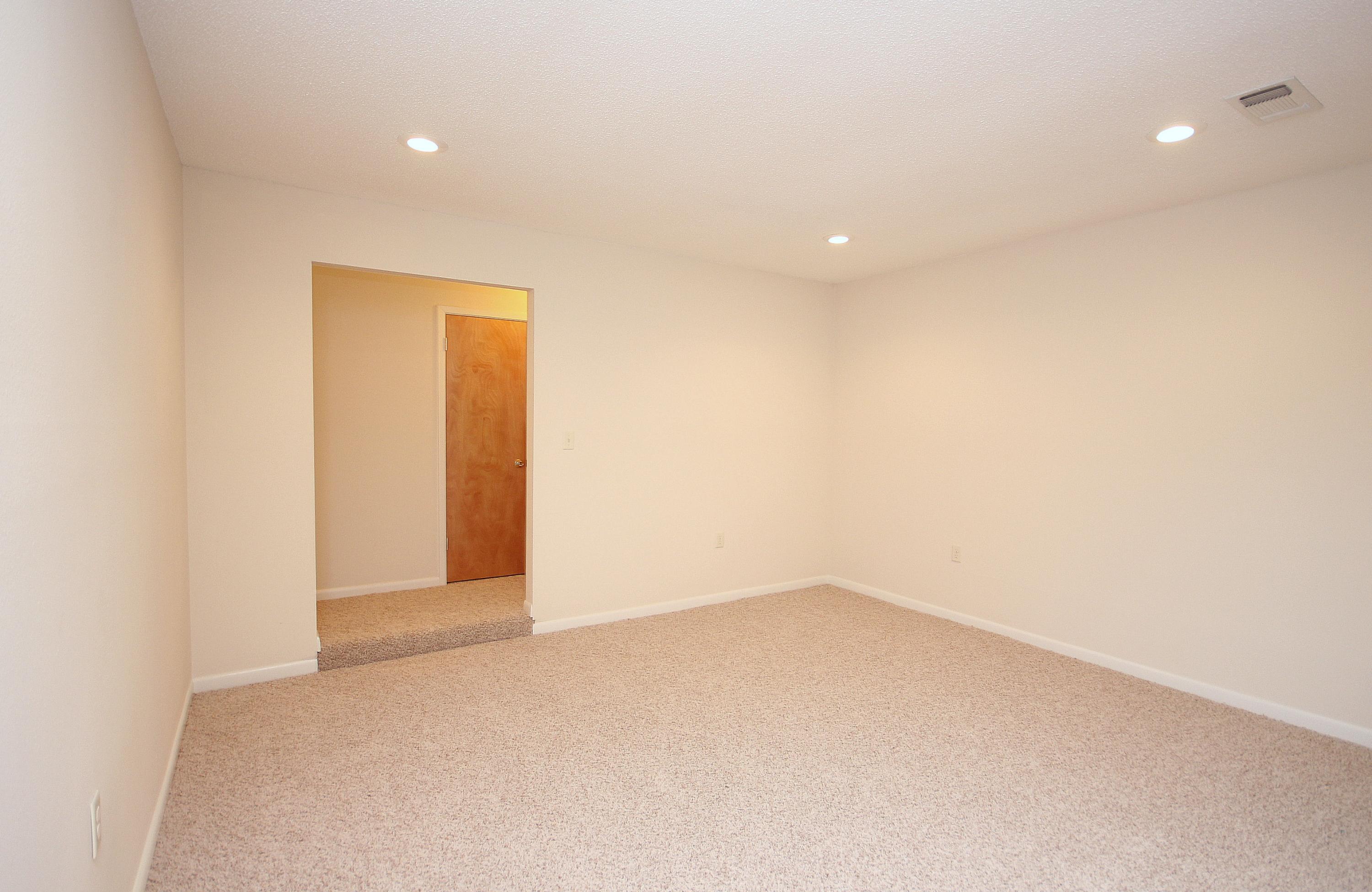 LAKE LORRAINE ESTATES 2 - Residential