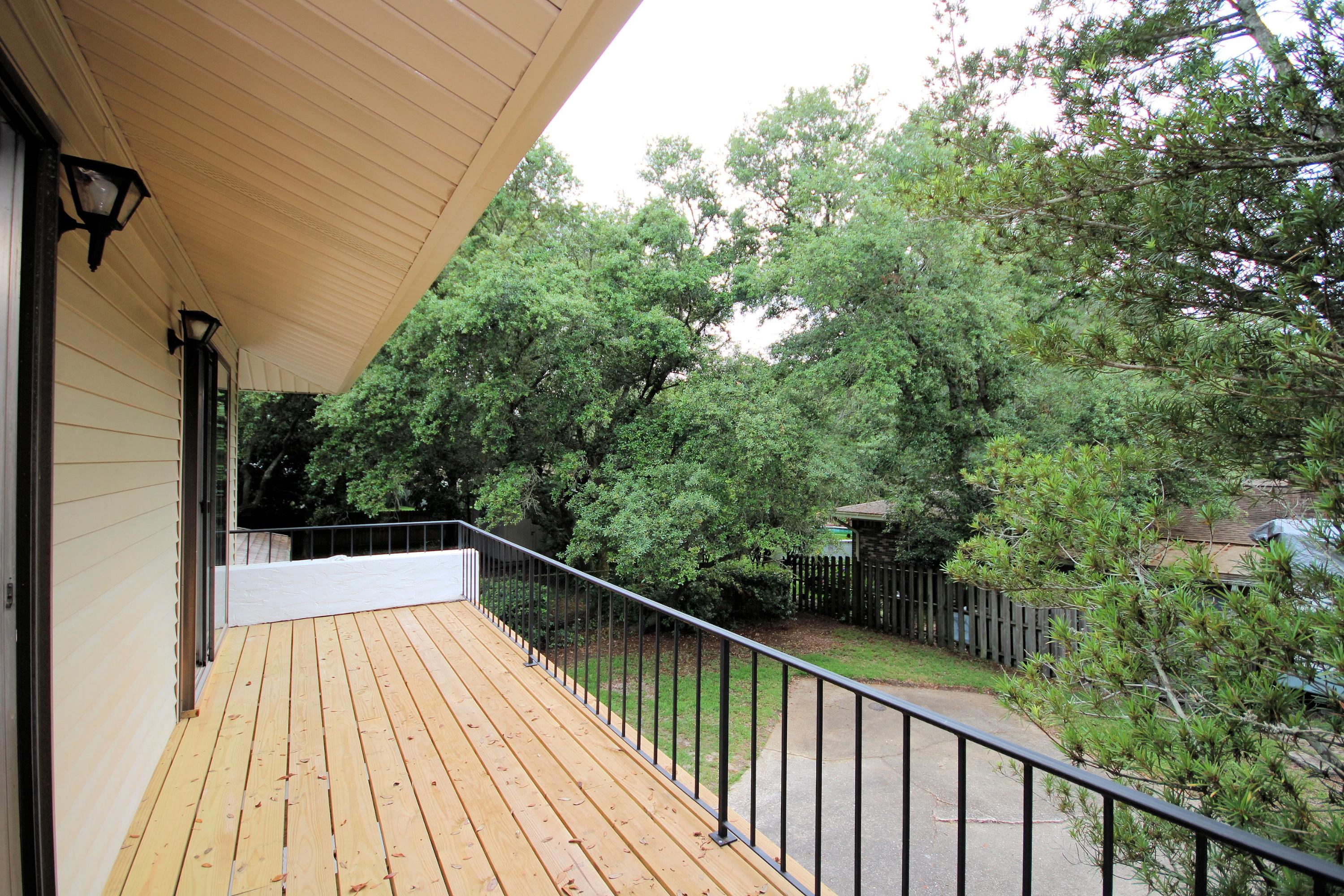 LAKE LORRAINE ESTATES 2 - Residential