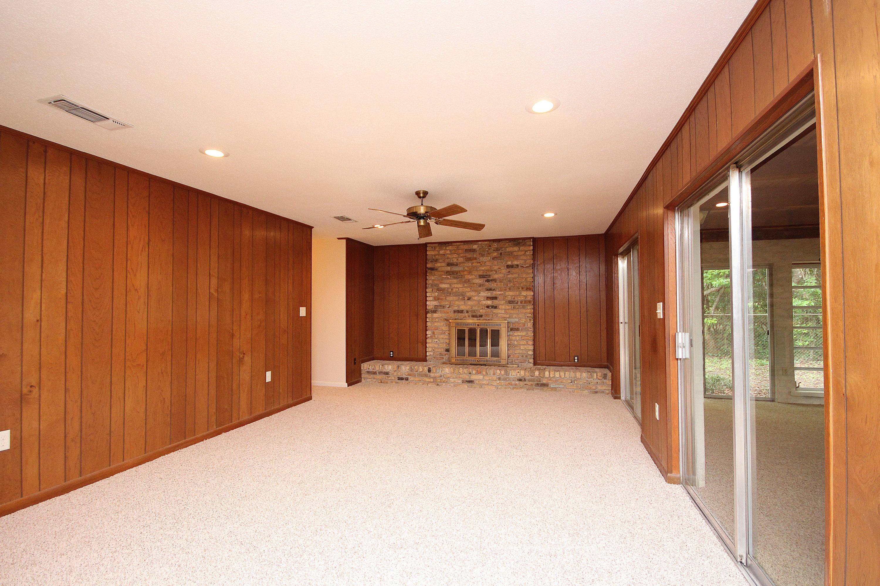 LAKE LORRAINE ESTATES 2 - Residential