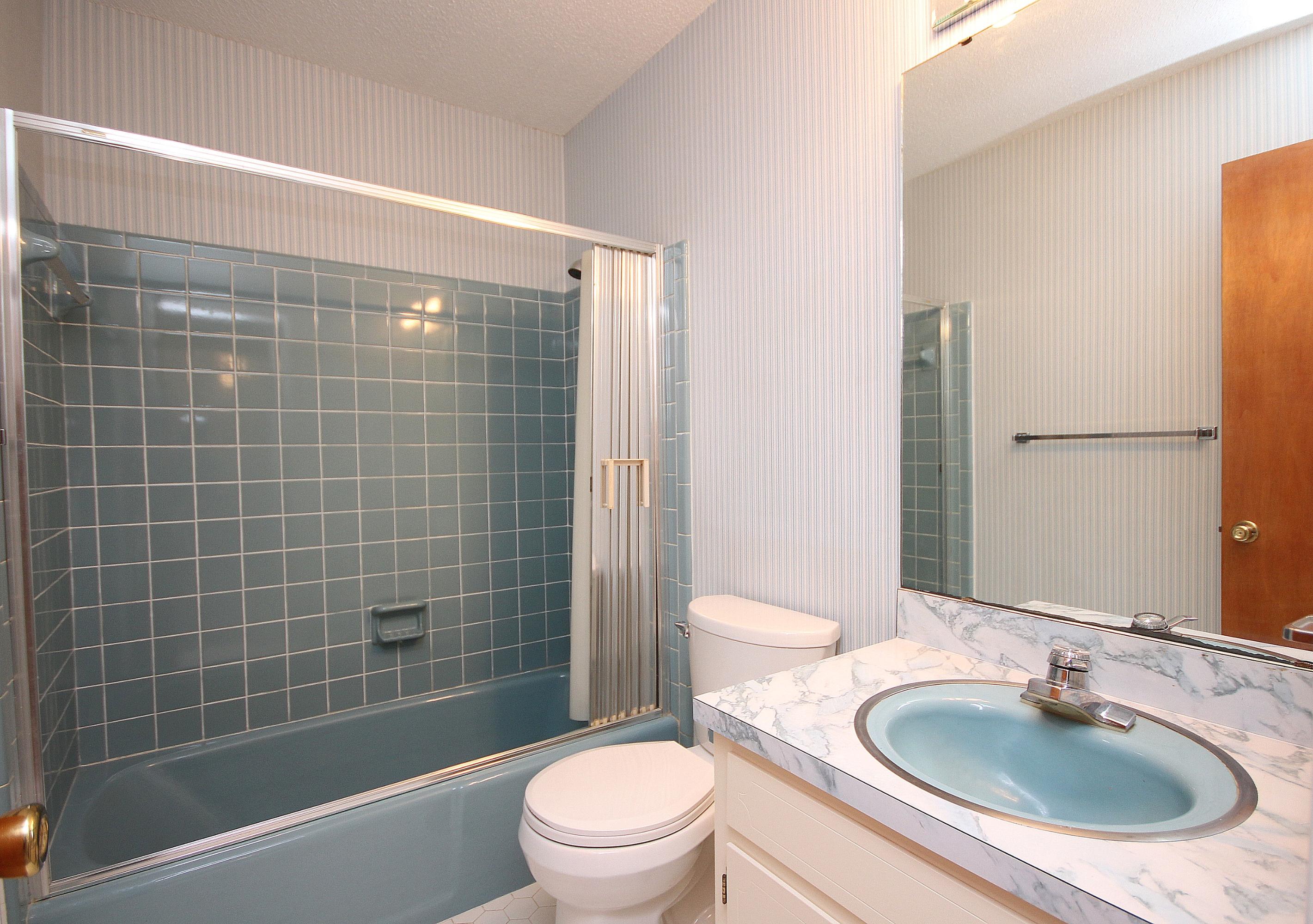 LAKE LORRAINE ESTATES 2 - Residential