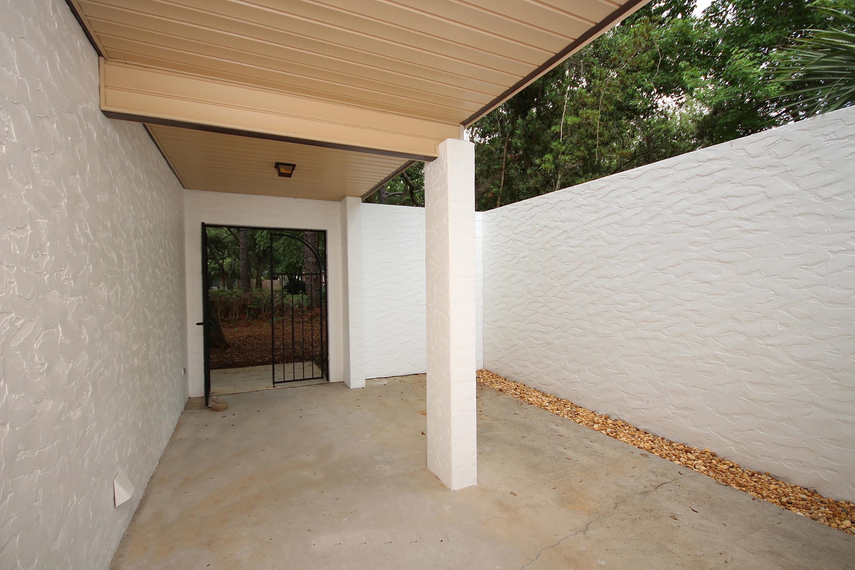 LAKE LORRAINE ESTATES 2 - Residential