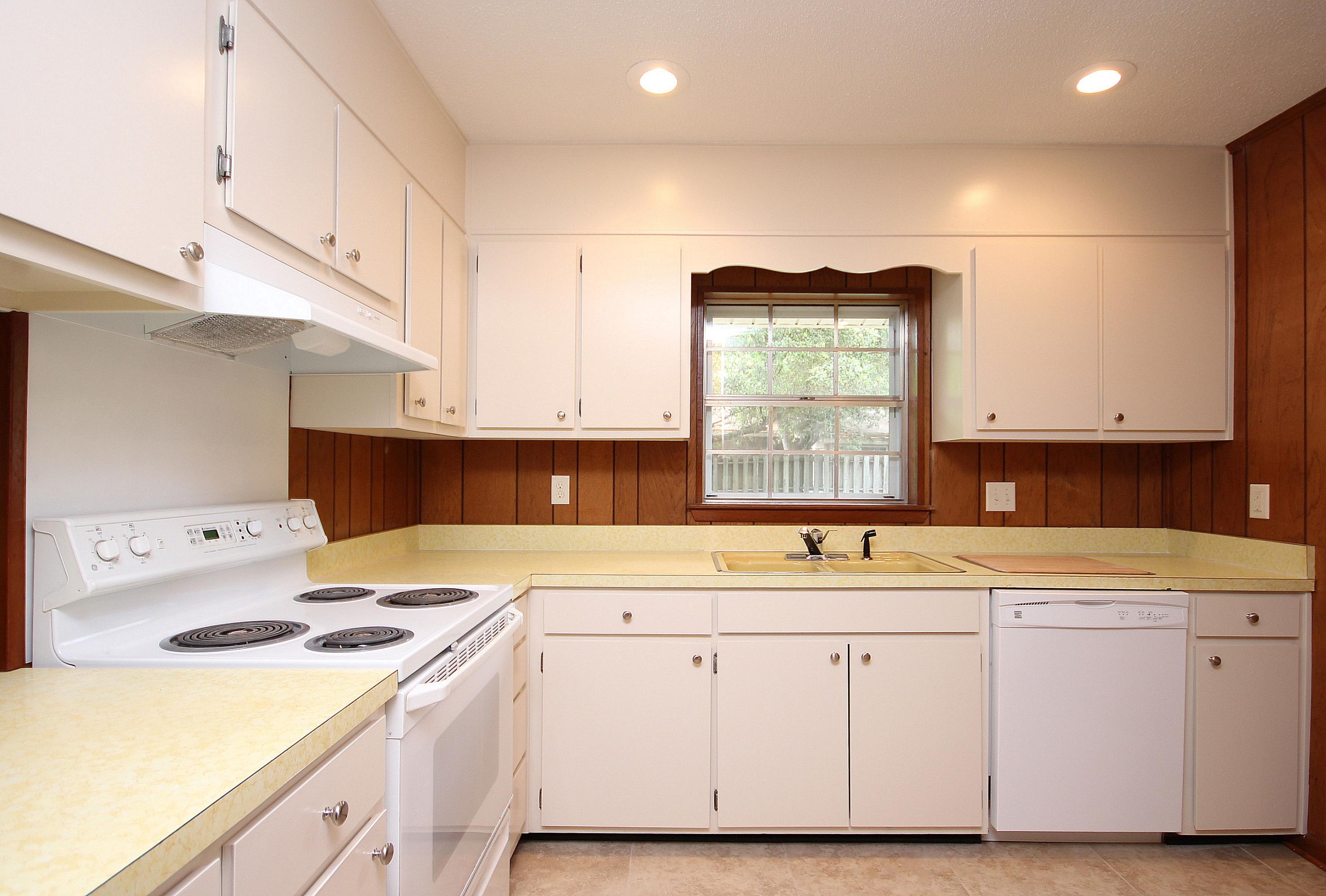 LAKE LORRAINE ESTATES 2 - Residential