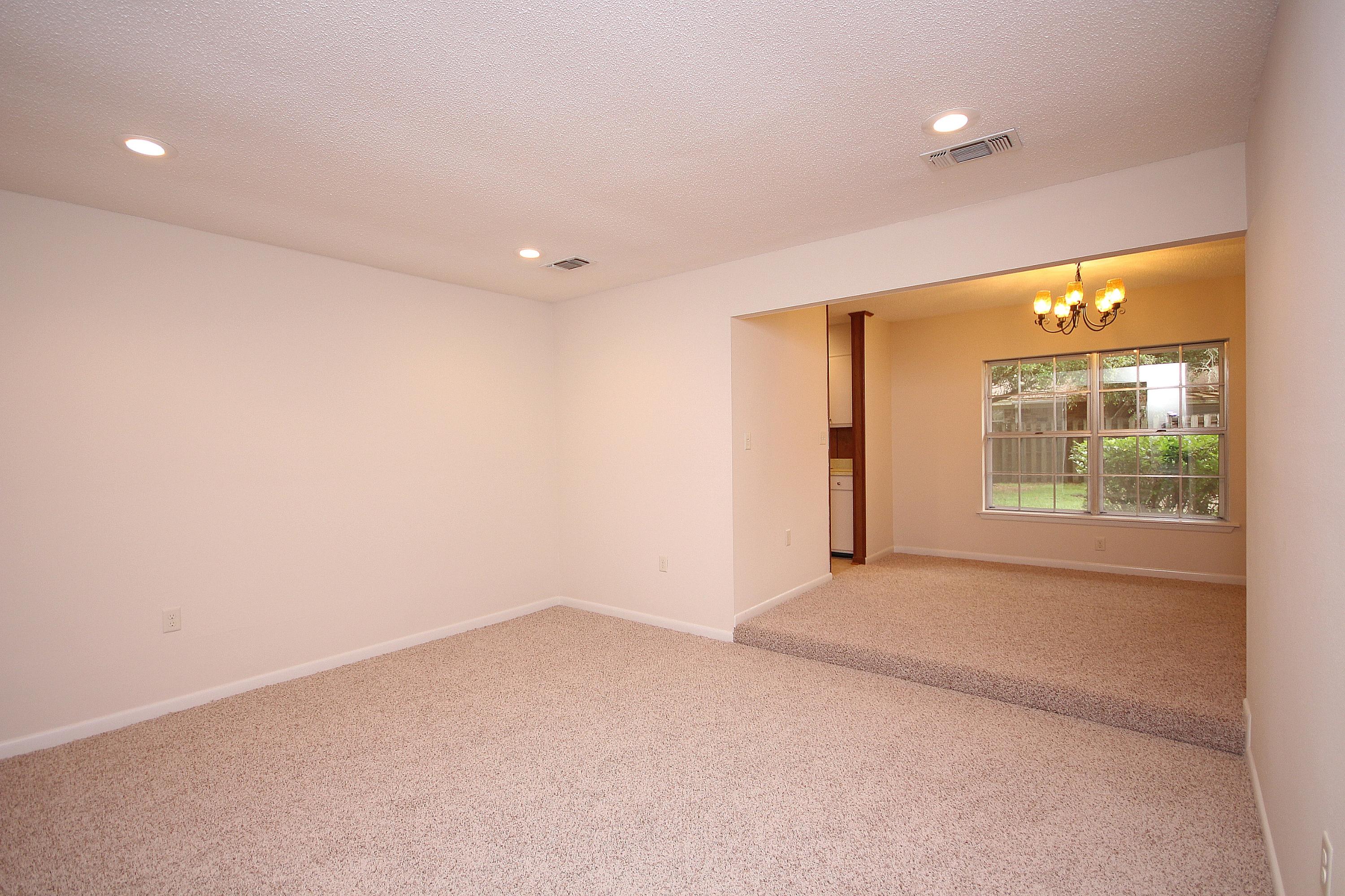 LAKE LORRAINE ESTATES 2 - Residential