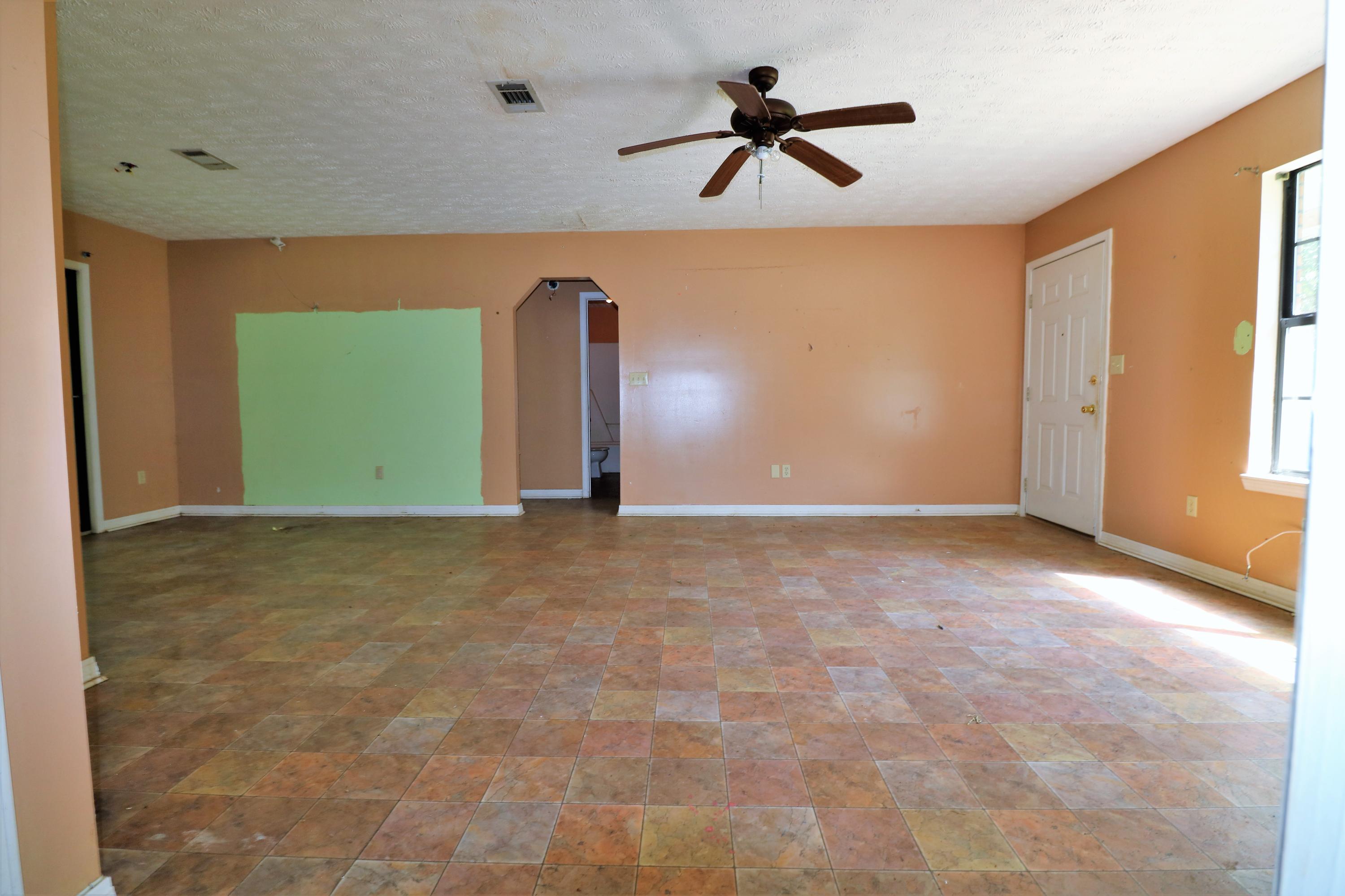 NO RECORDED SUBDIVISION - Residential